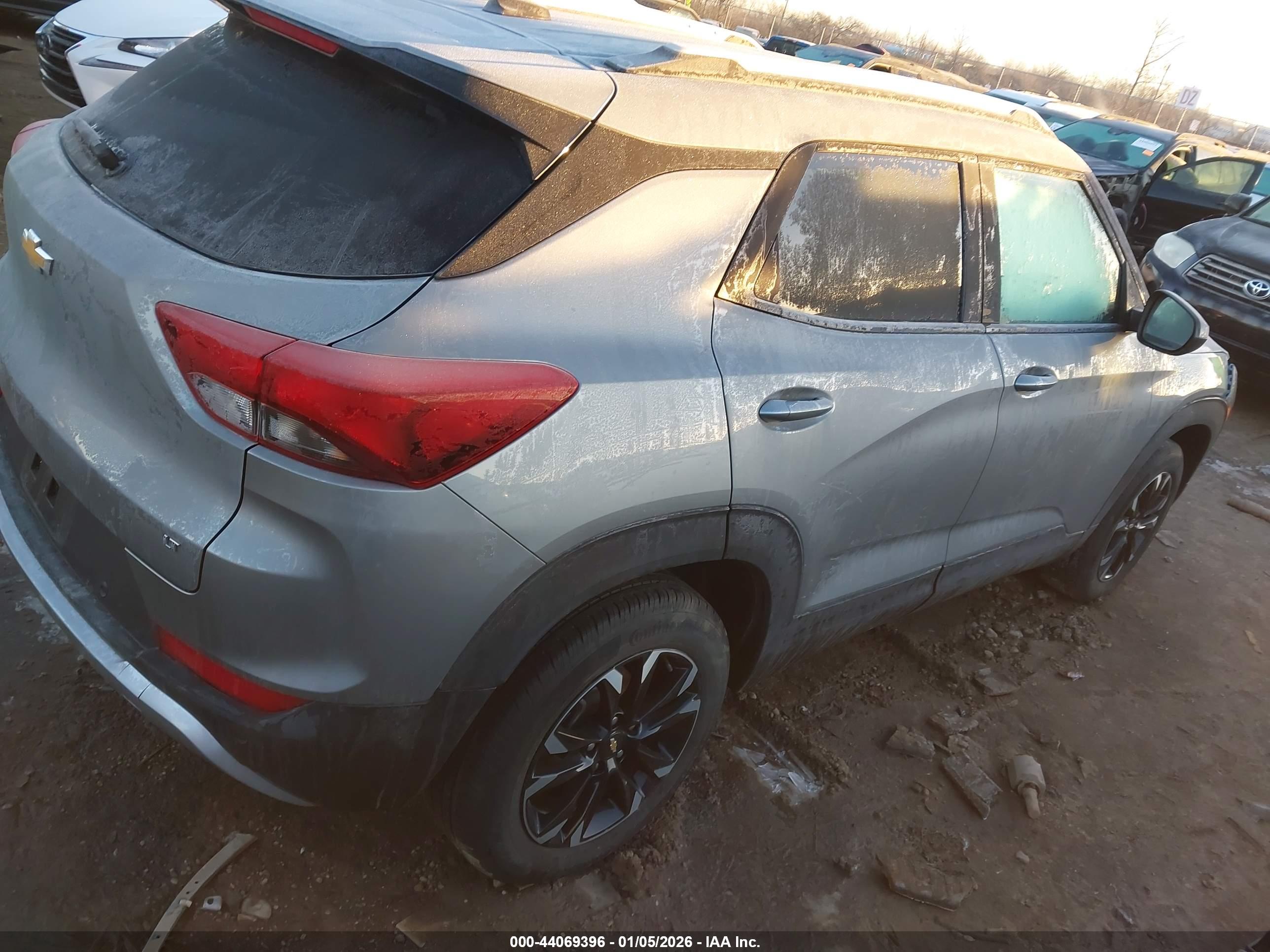 CHEVROLET TRAILBLAZER image 4