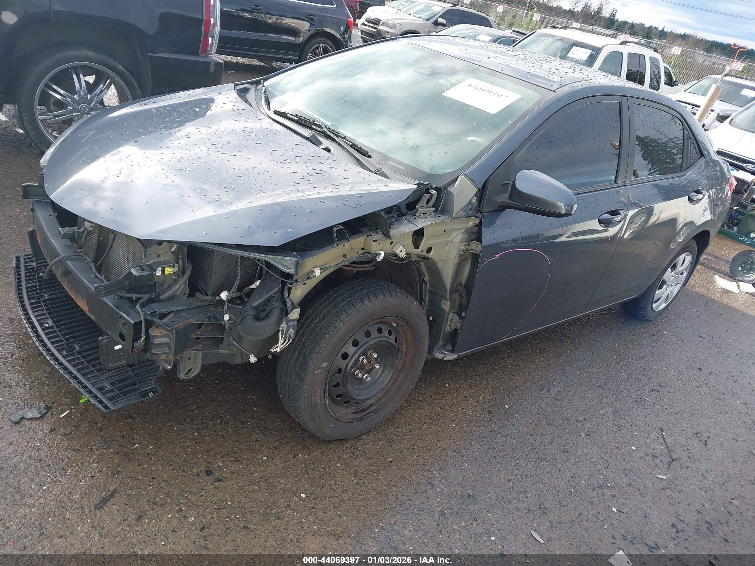TOYOTA COROLLA image 2