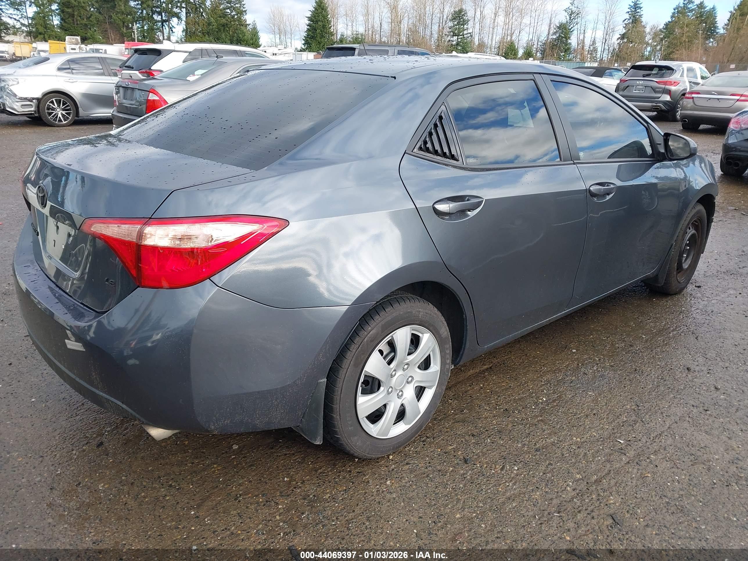 TOYOTA COROLLA image 4
