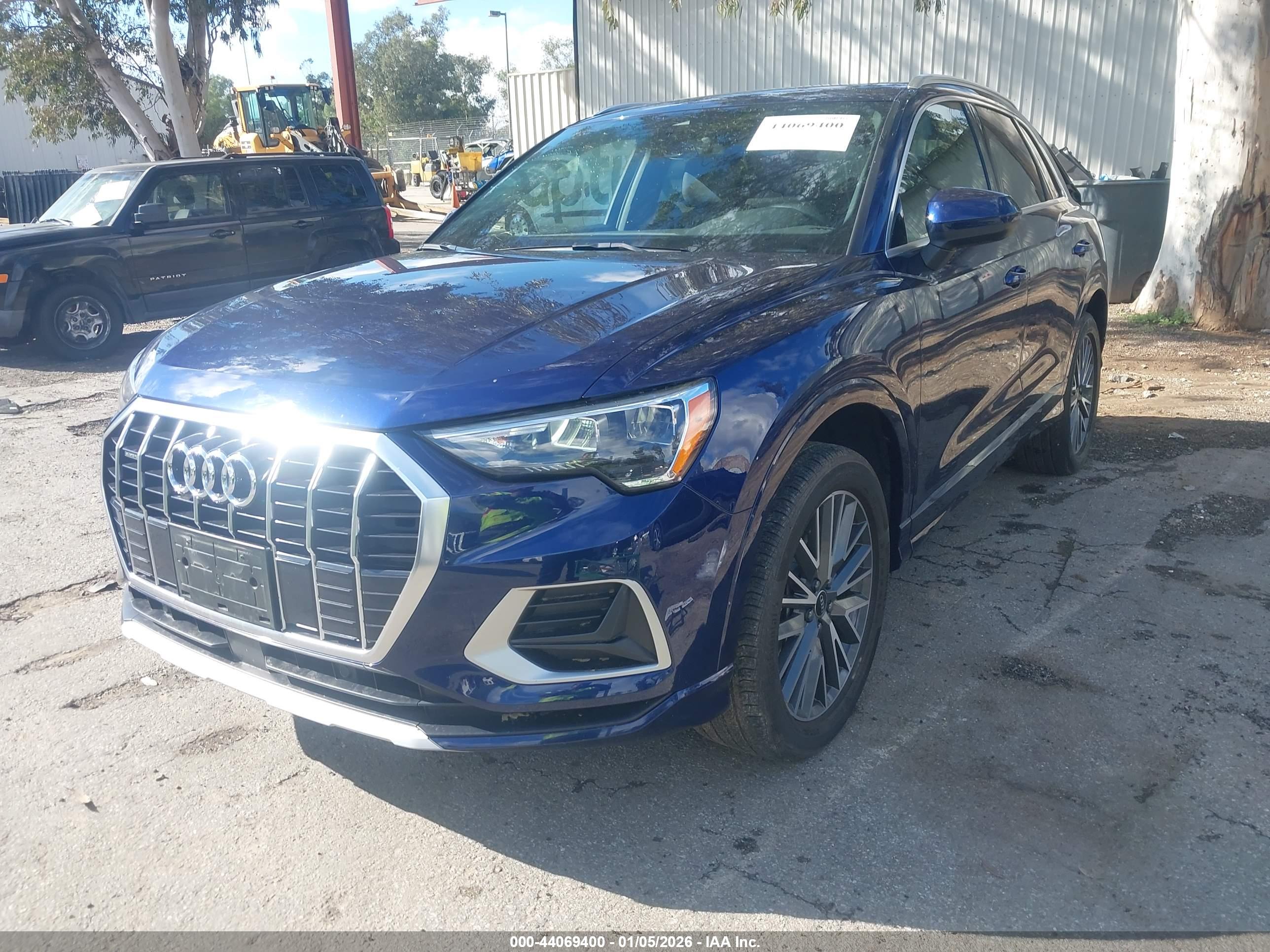 AUDI Q3 image 2