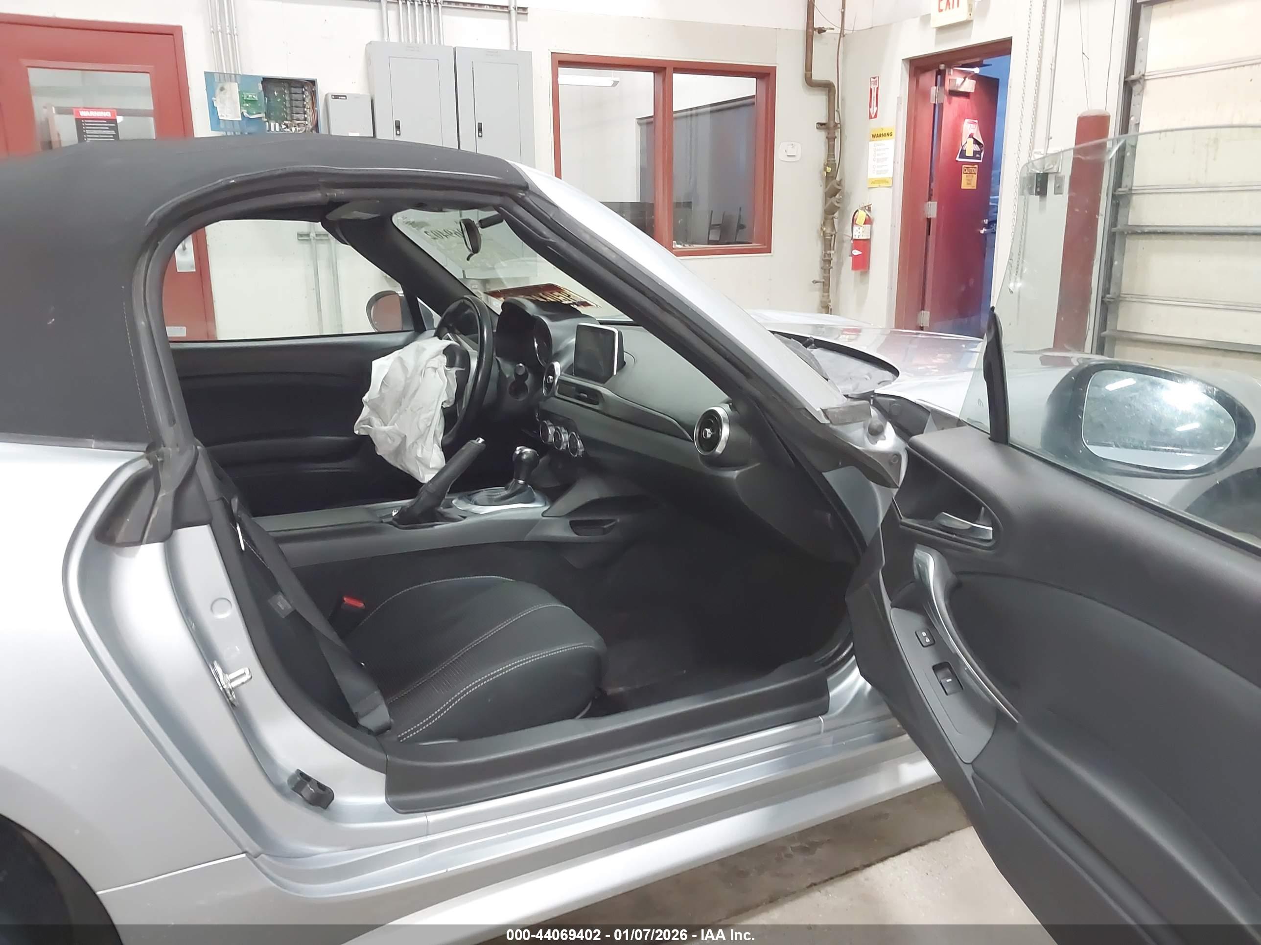 FIAT 124 image 5