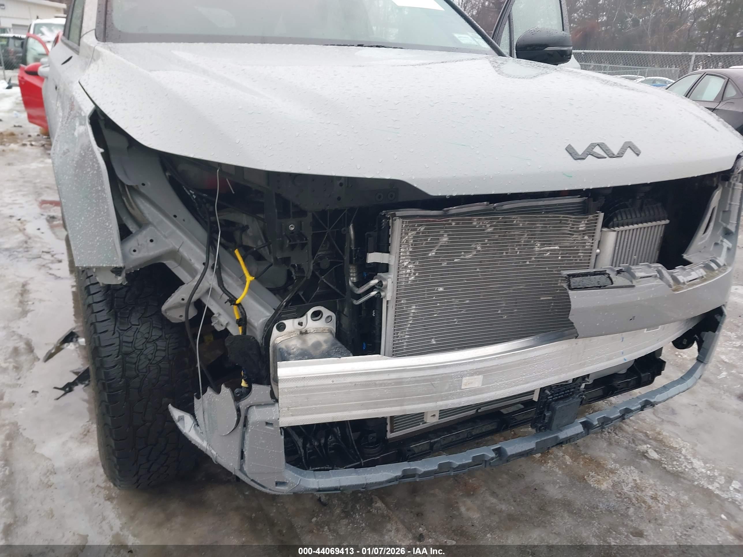 KIA SORENTO image 6