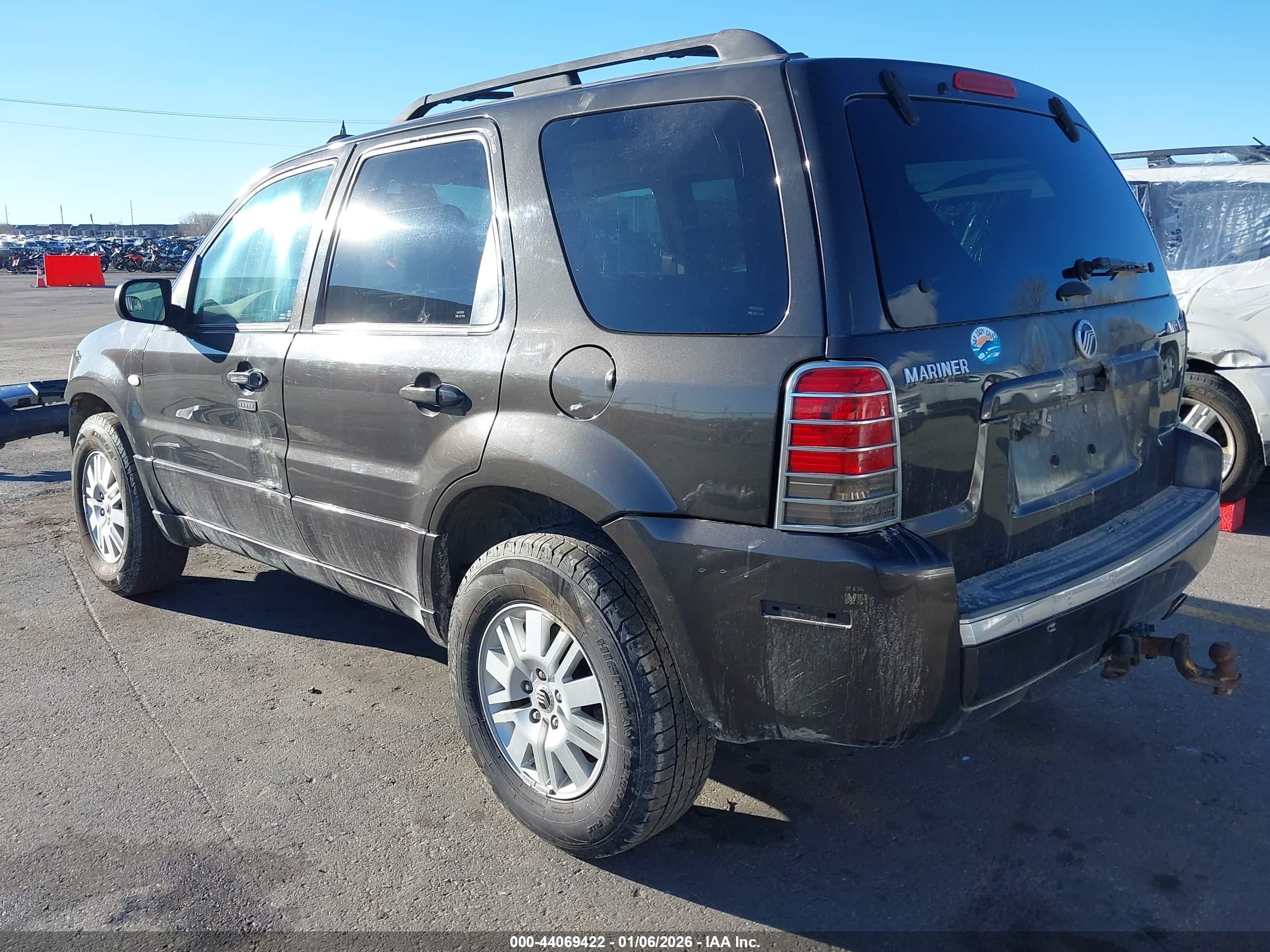 MERCURY MARINER image 3