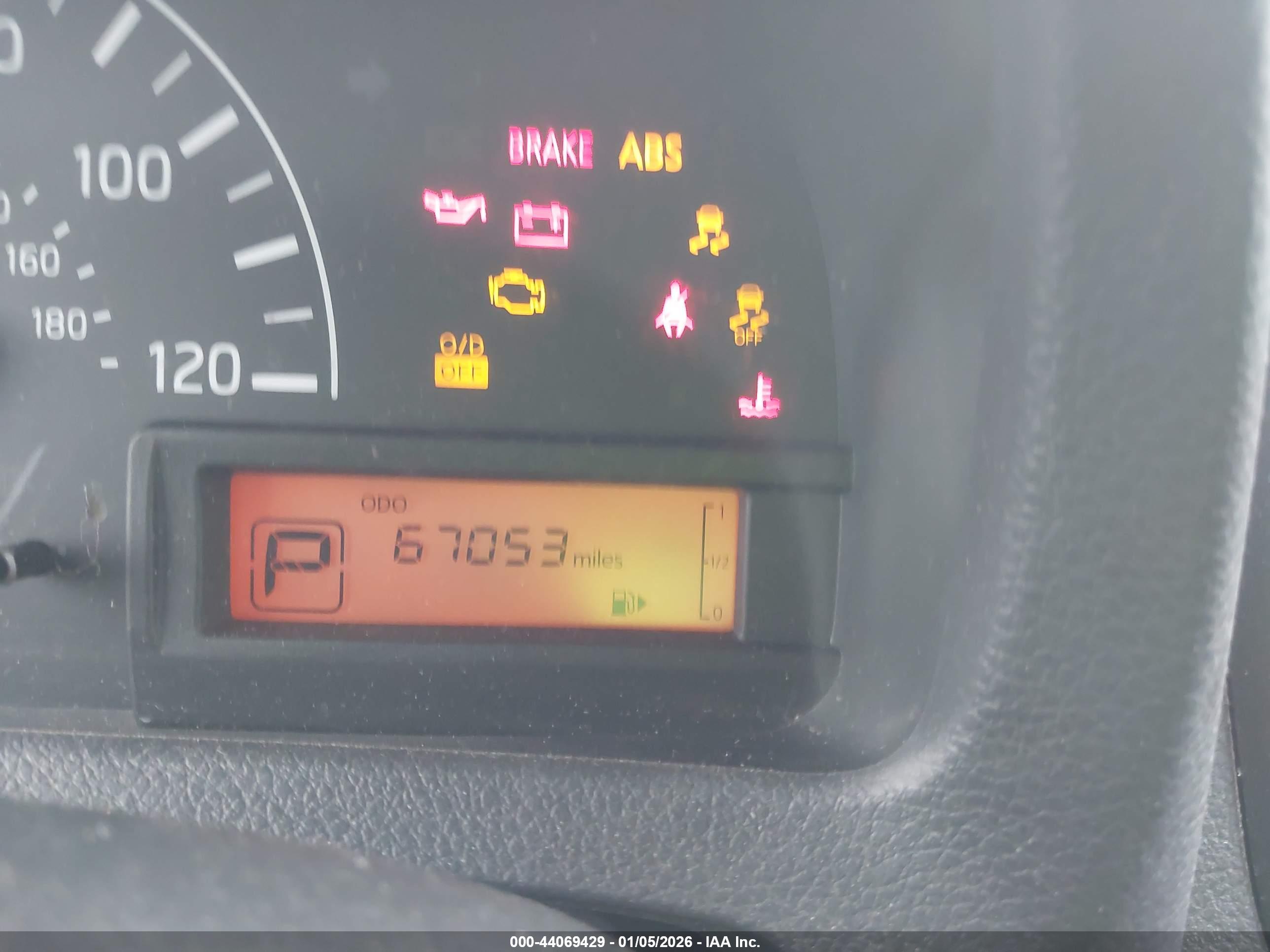 NISSAN NV200 image 7