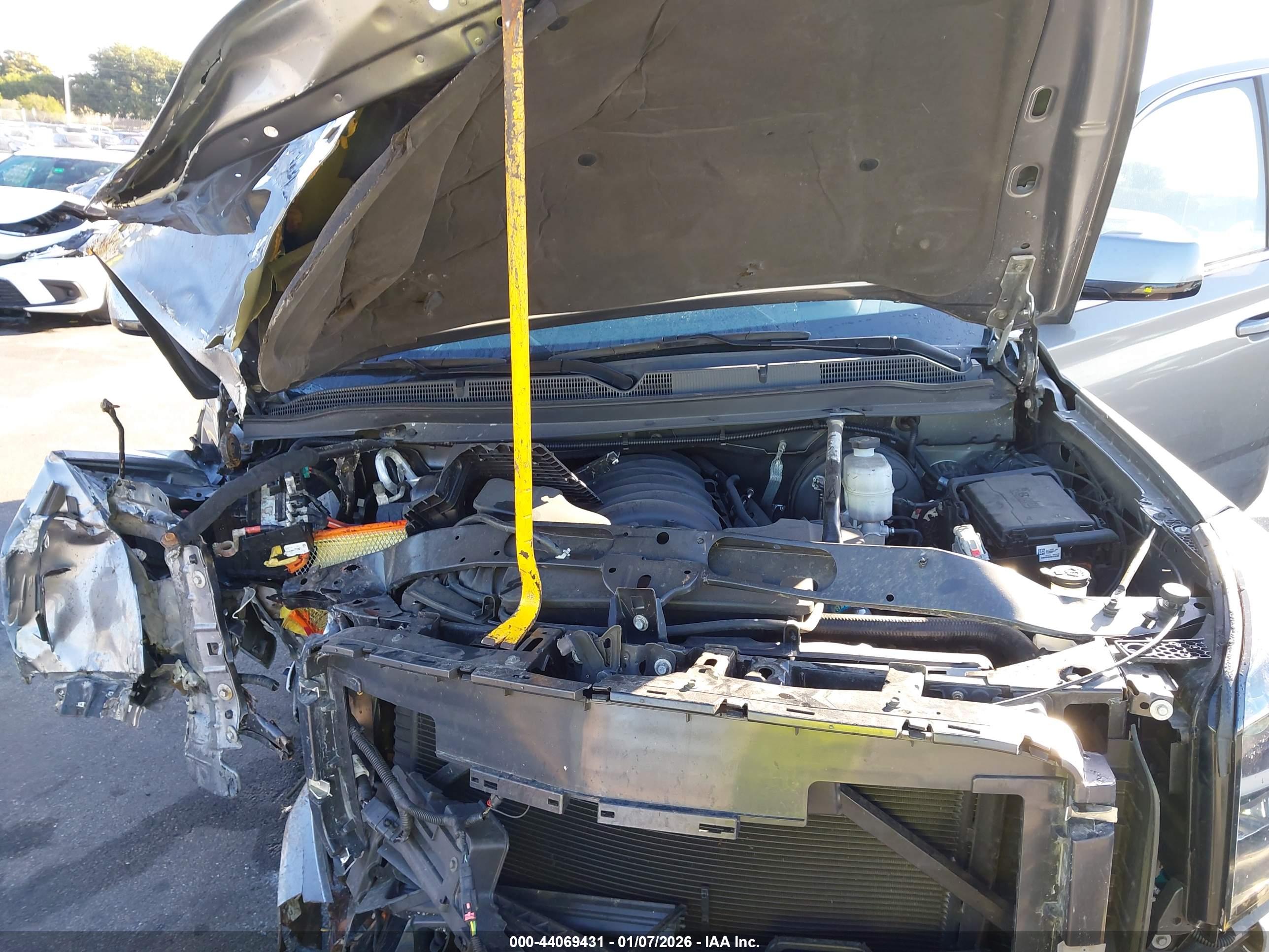 GMC YUKON image 10