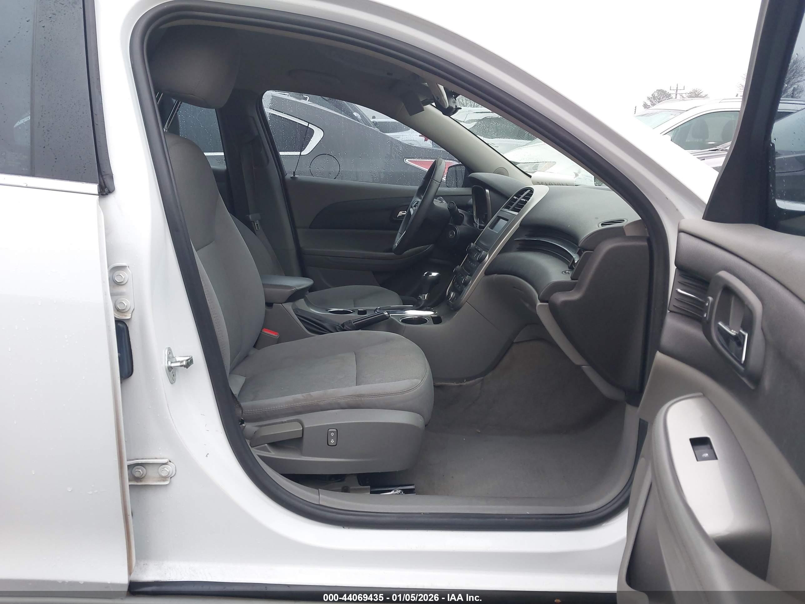 CHEVROLET MALIBU image 5