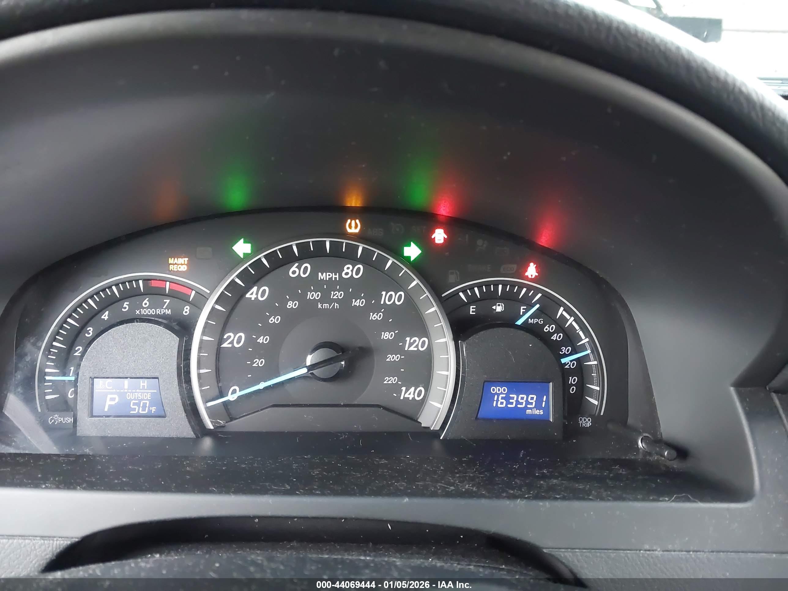 TOYOTA CAMRY image 7