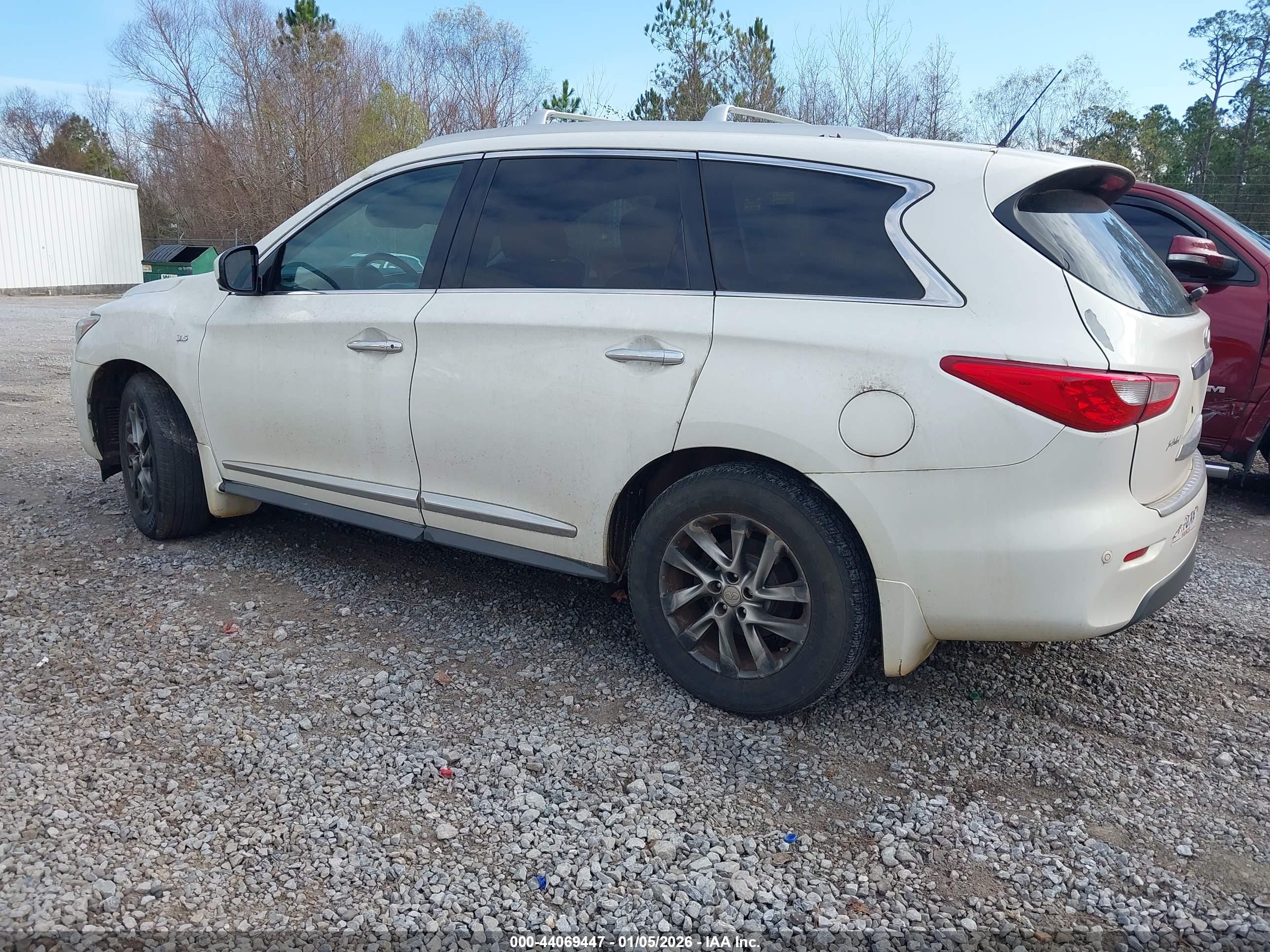 INFINITI QX60 image 3