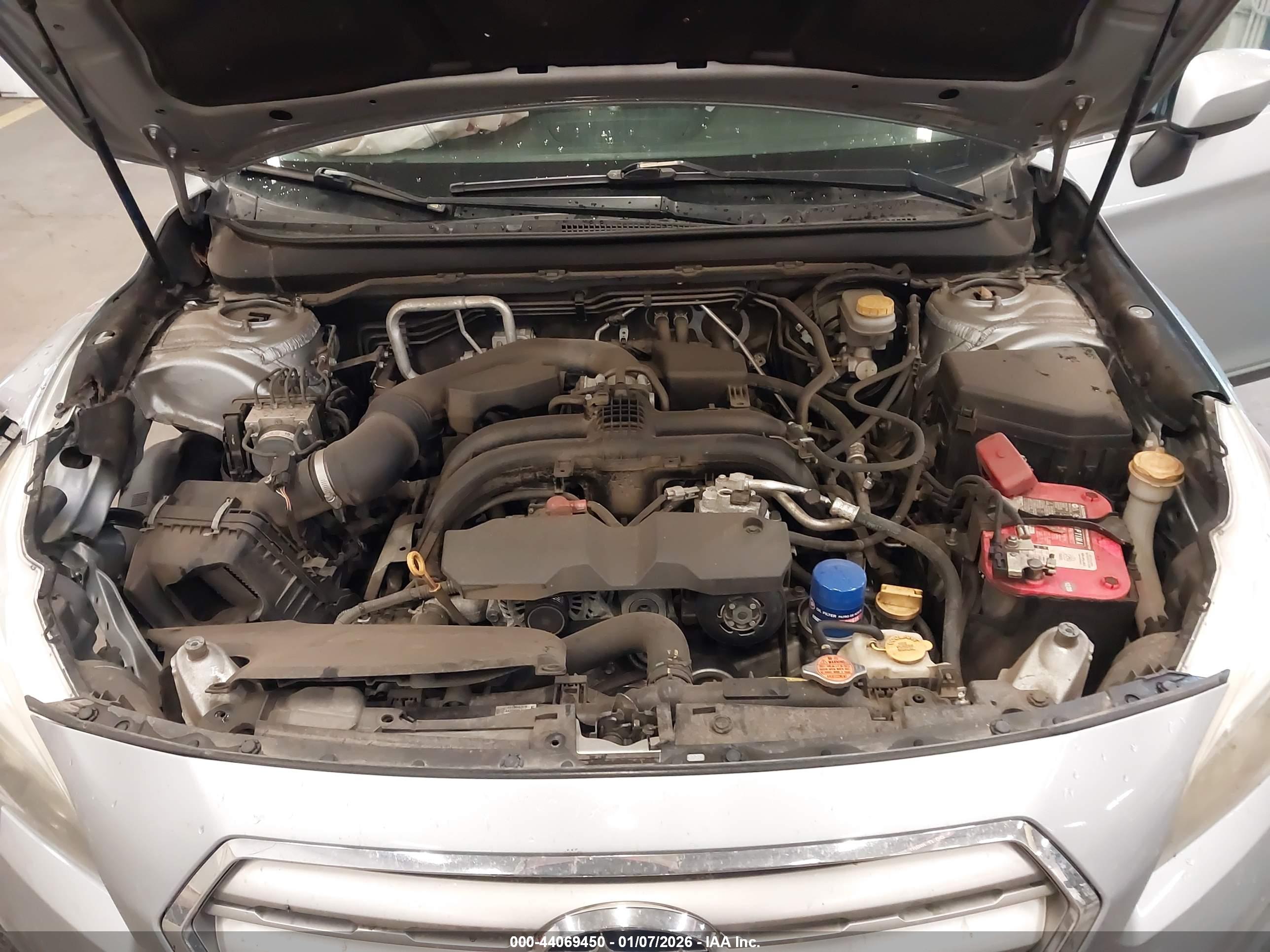 SUBARU OUTBACK image 10