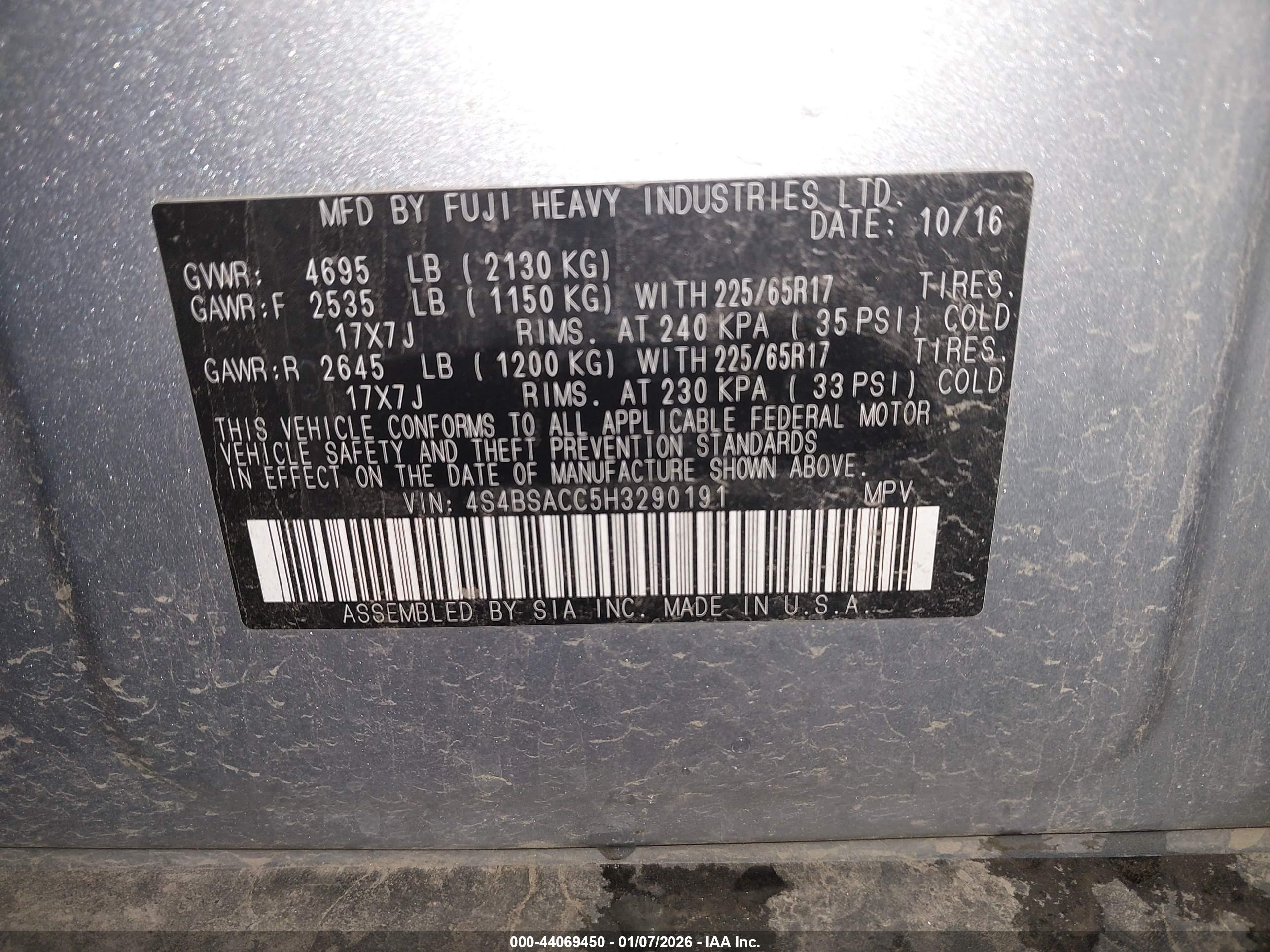SUBARU OUTBACK image 9