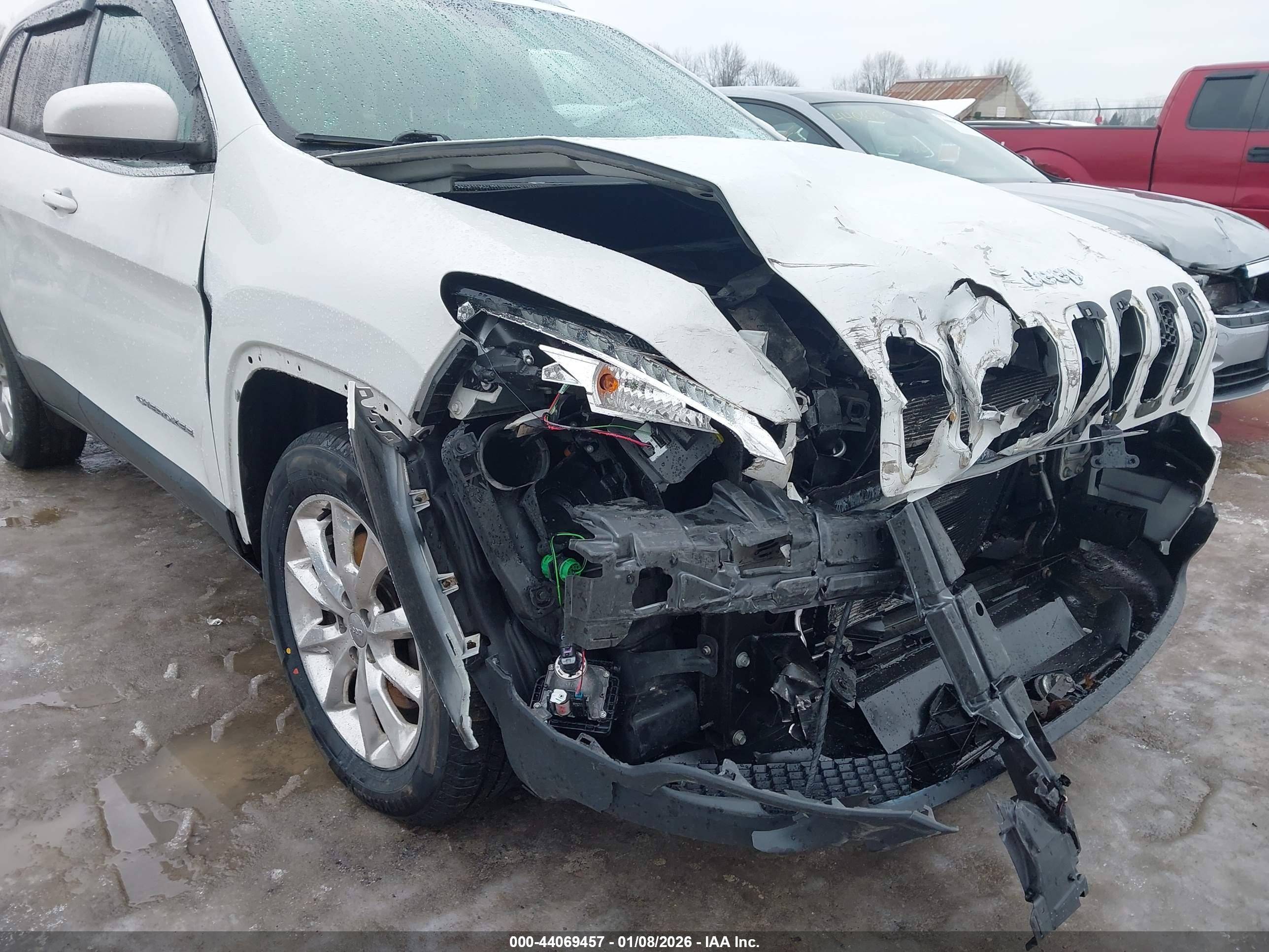 JEEP CHEROKEE image 6