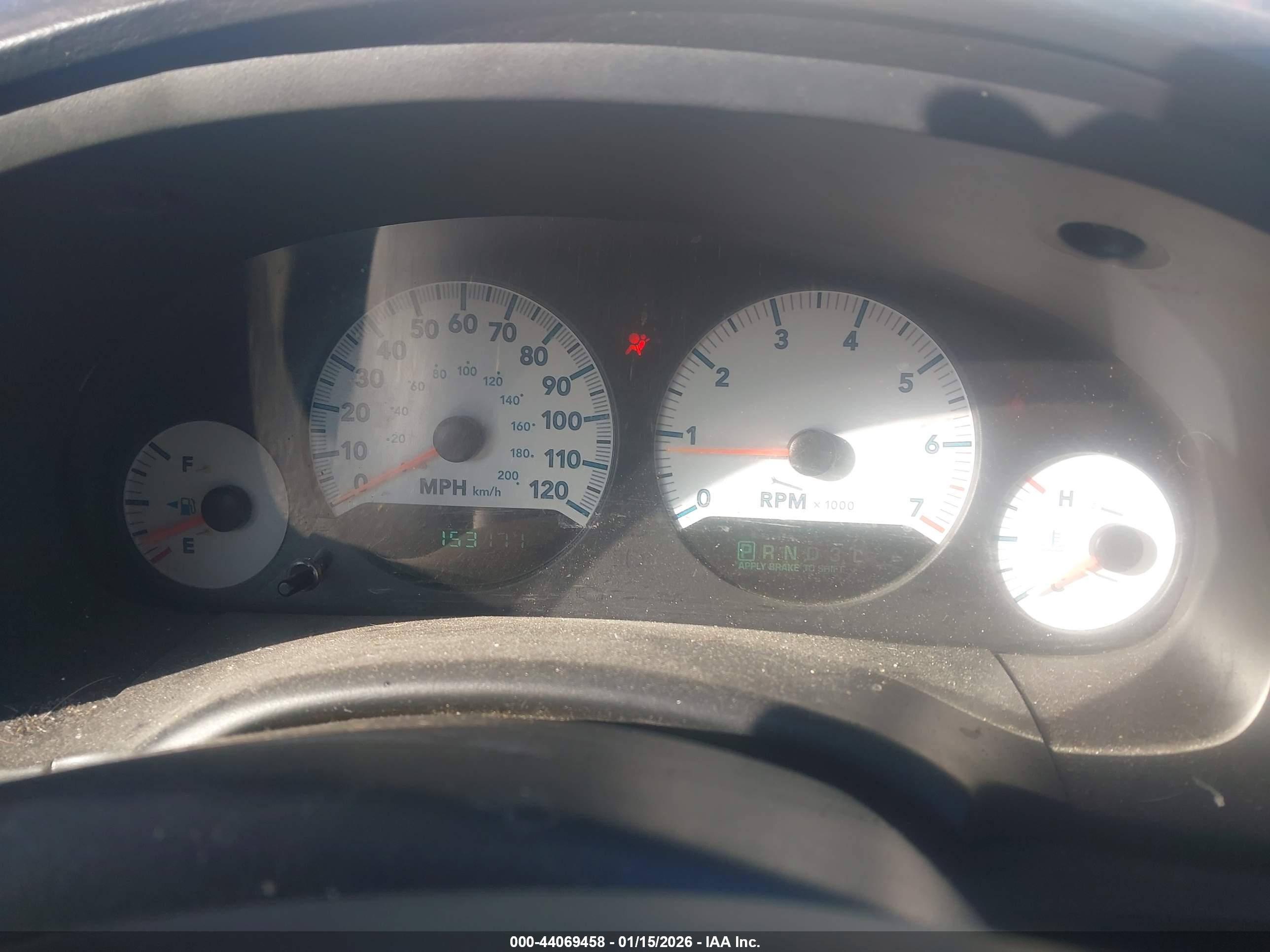 DODGE CARAVAN image 7