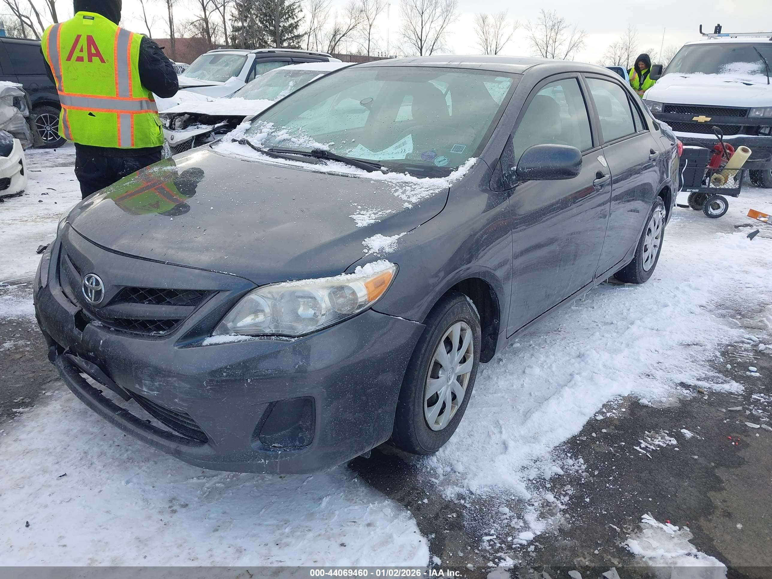 TOYOTA COROLLA image 2