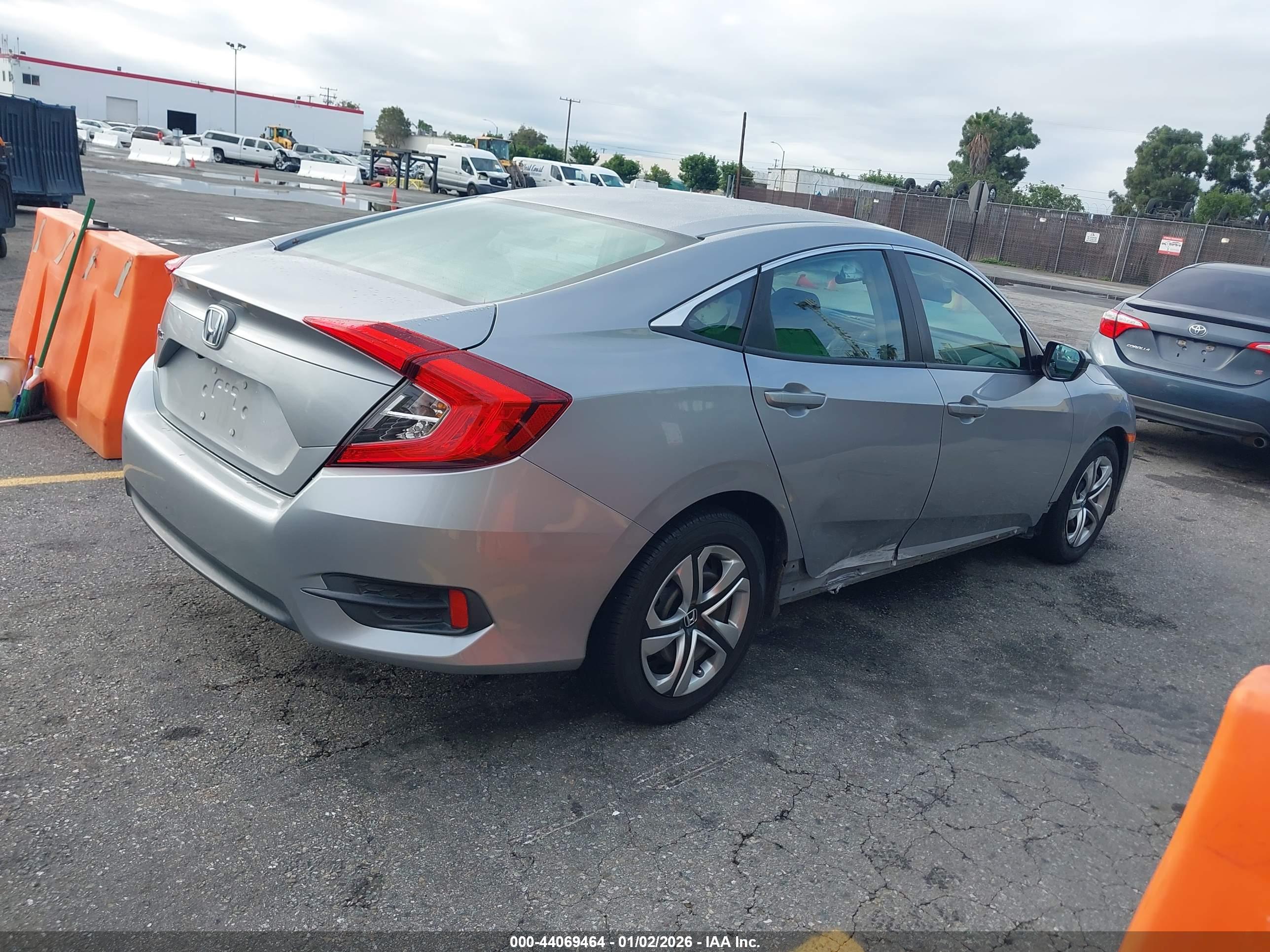 HONDA CIVIC image 4