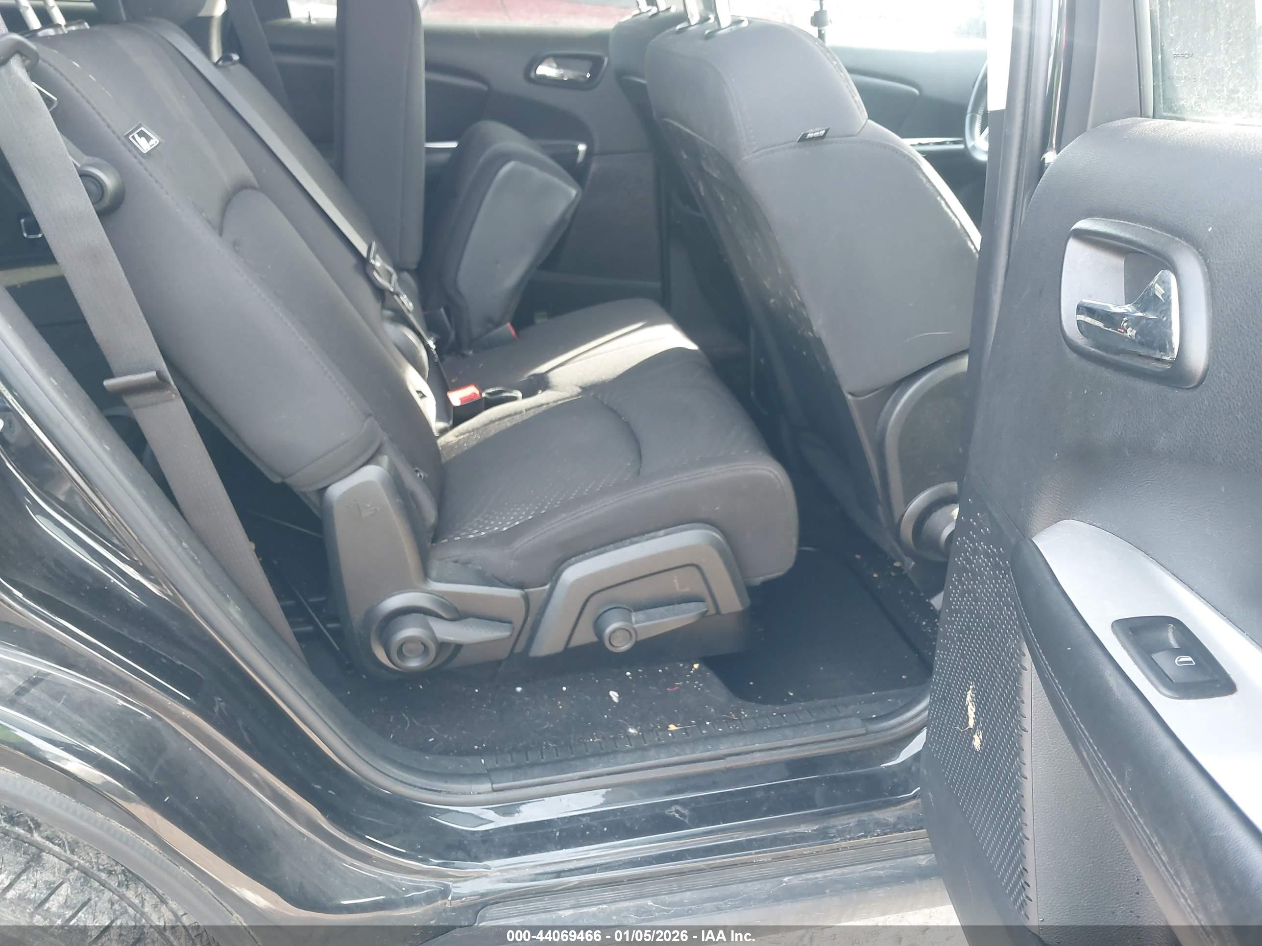 DODGE JOURNEY image 8