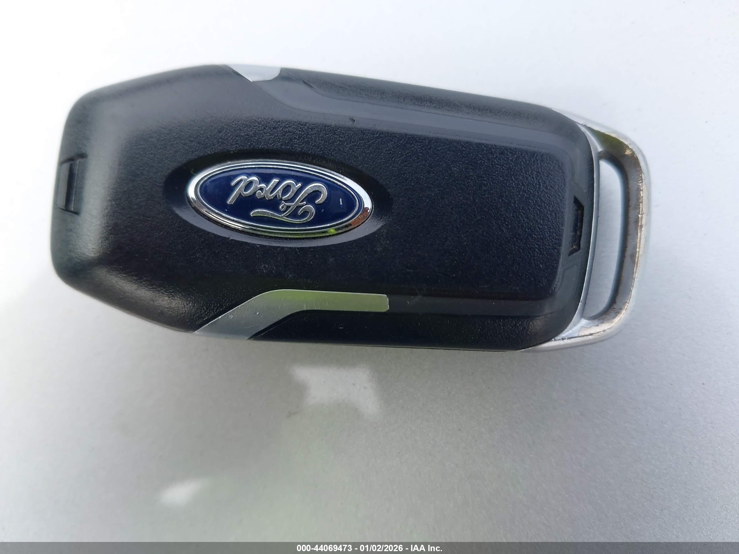 FORD EXPLORER image 11