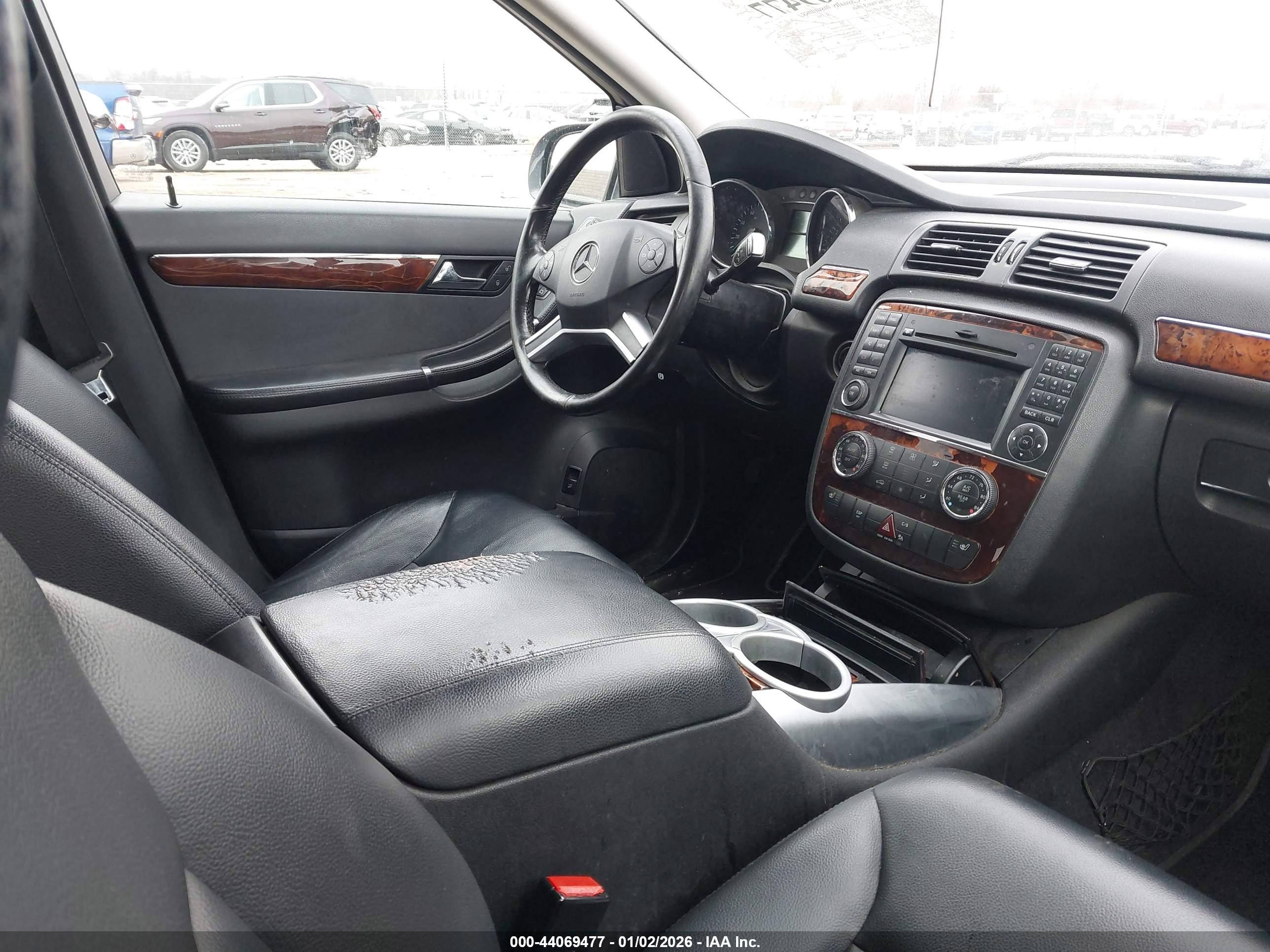 MERCEDES-BENZ R image 5