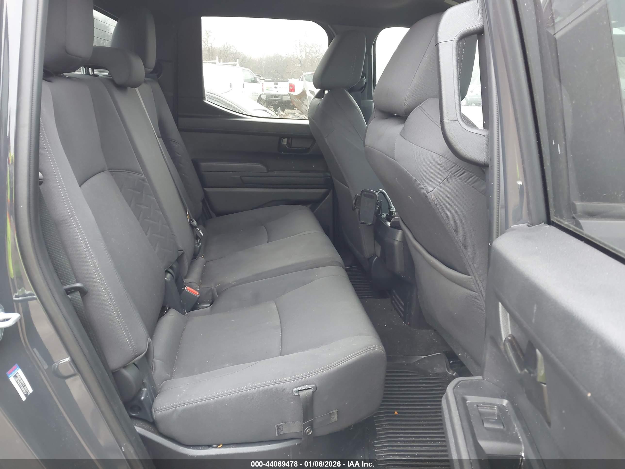 TOYOTA TACOMA image 8