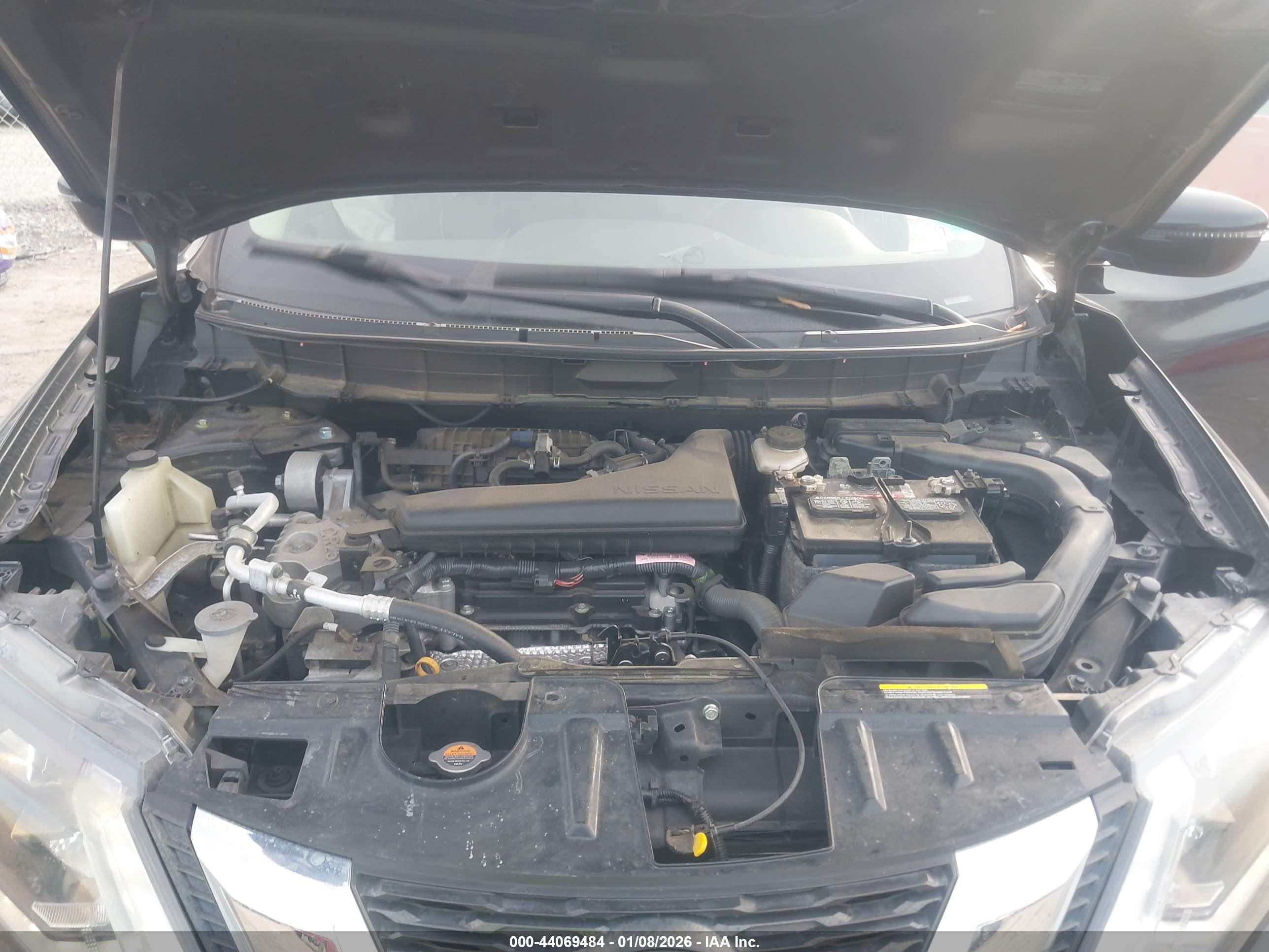NISSAN ROGUE image 10