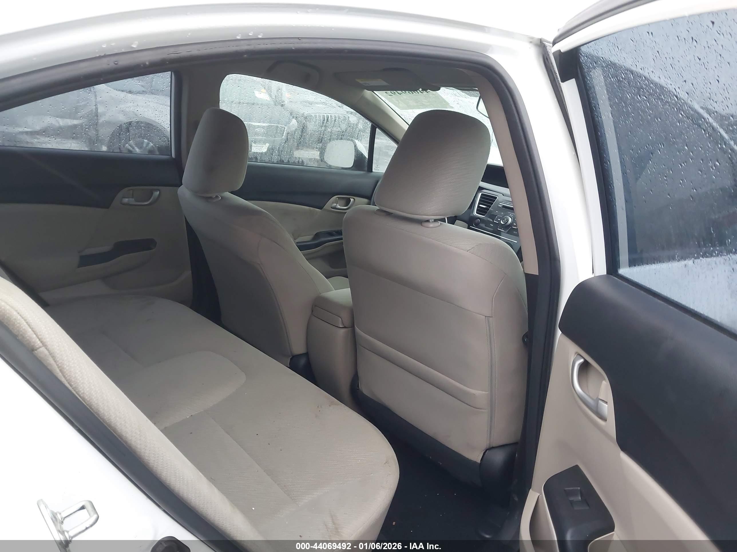 HONDA CIVIC image 8