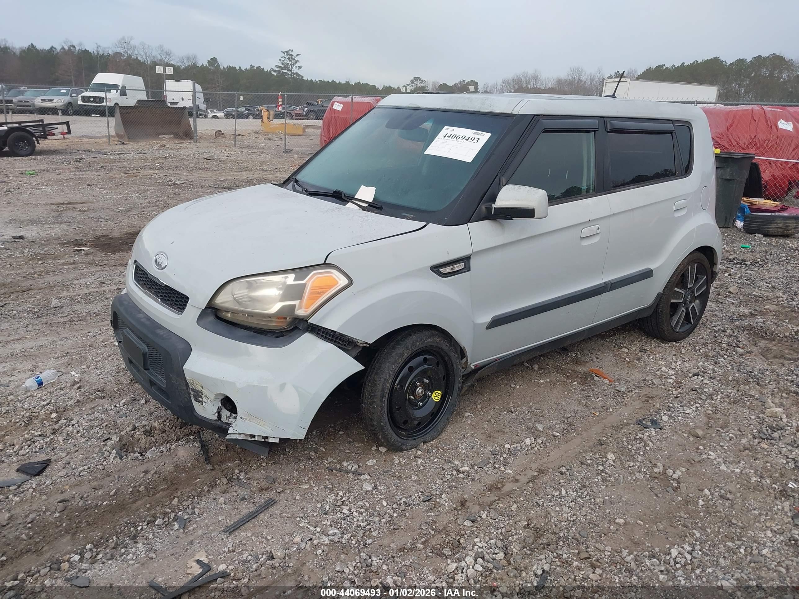 KIA SOUL image 2