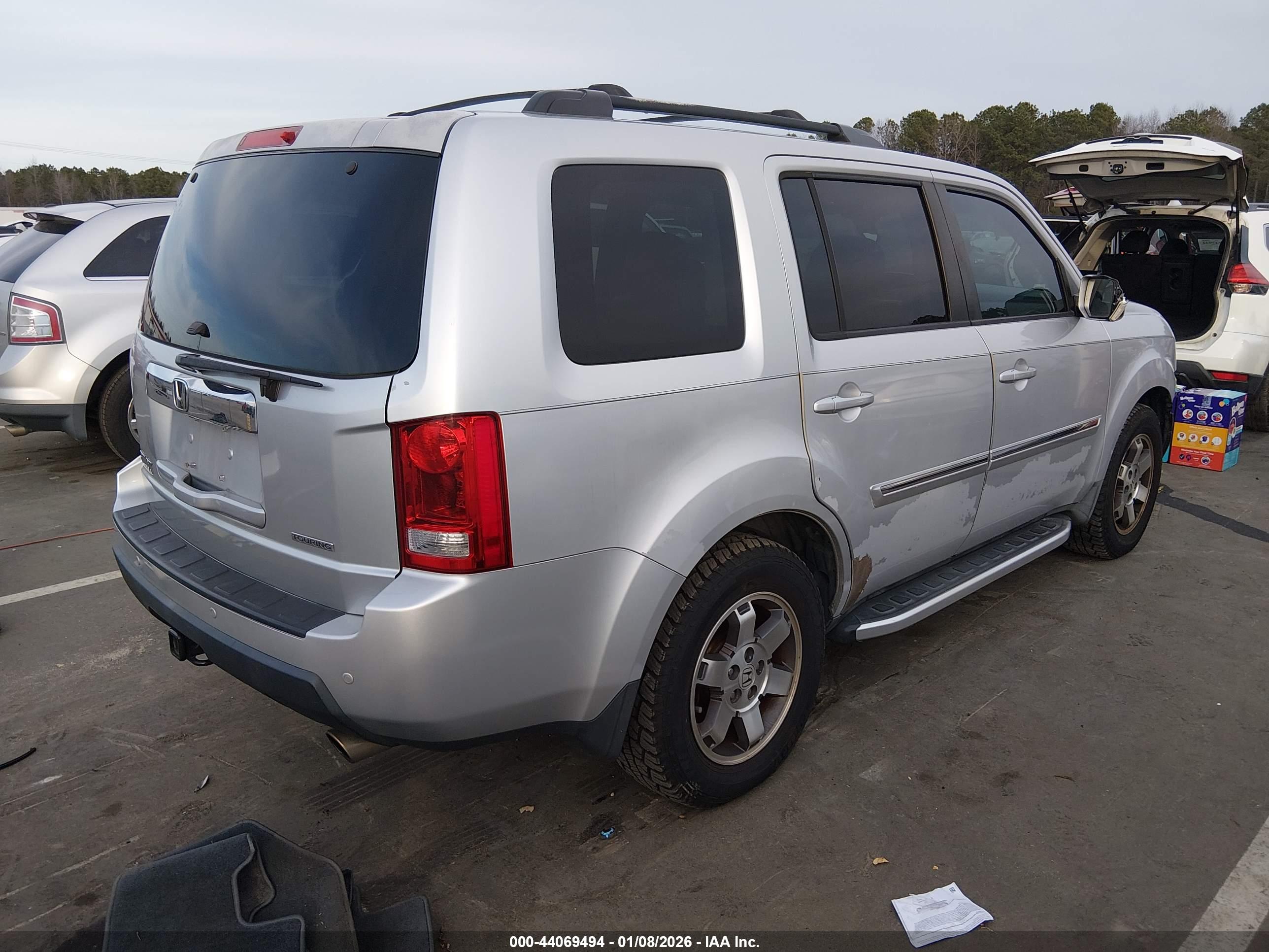 HONDA PILOT image 4