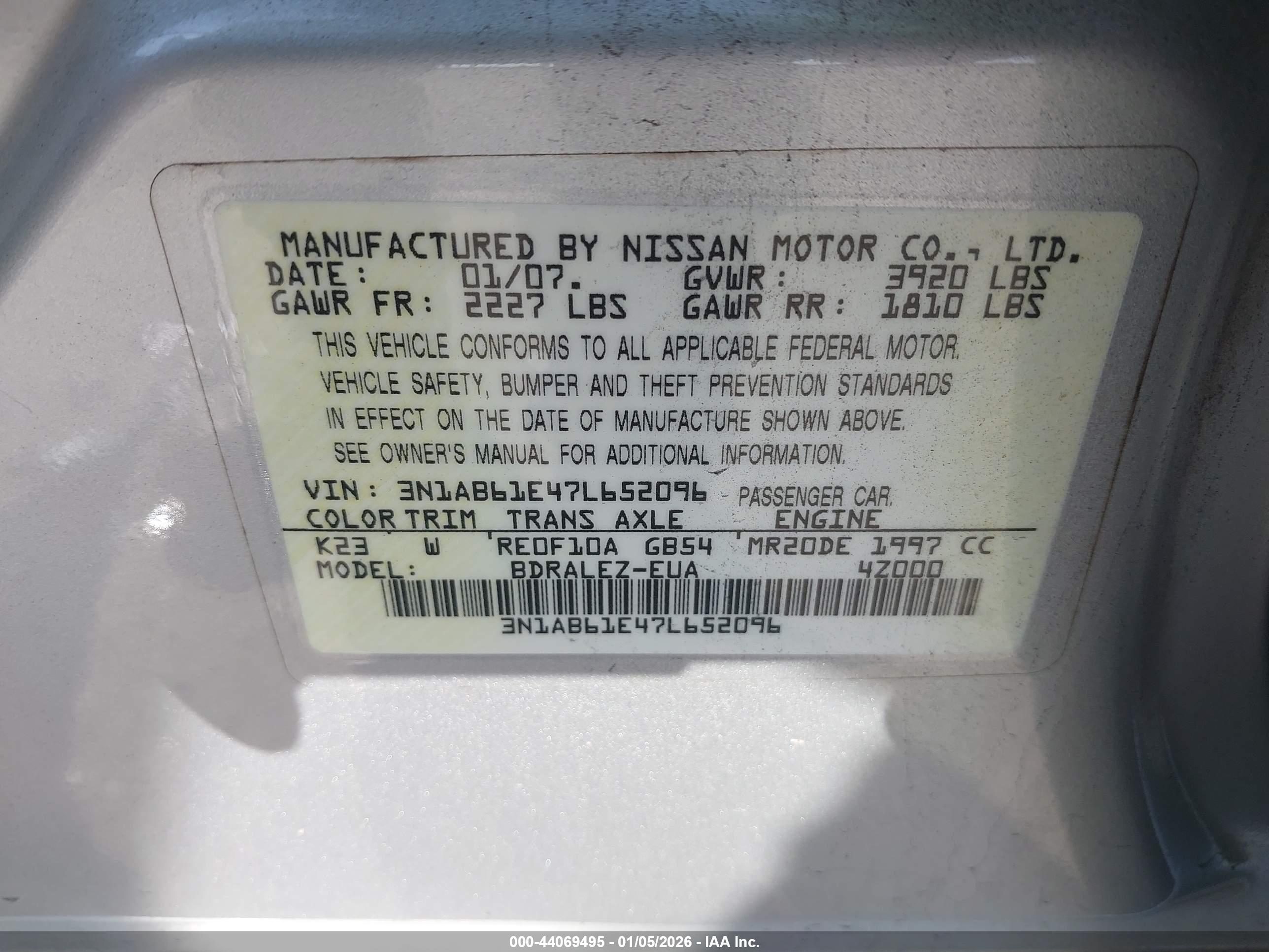 NISSAN SENTRA image 9
