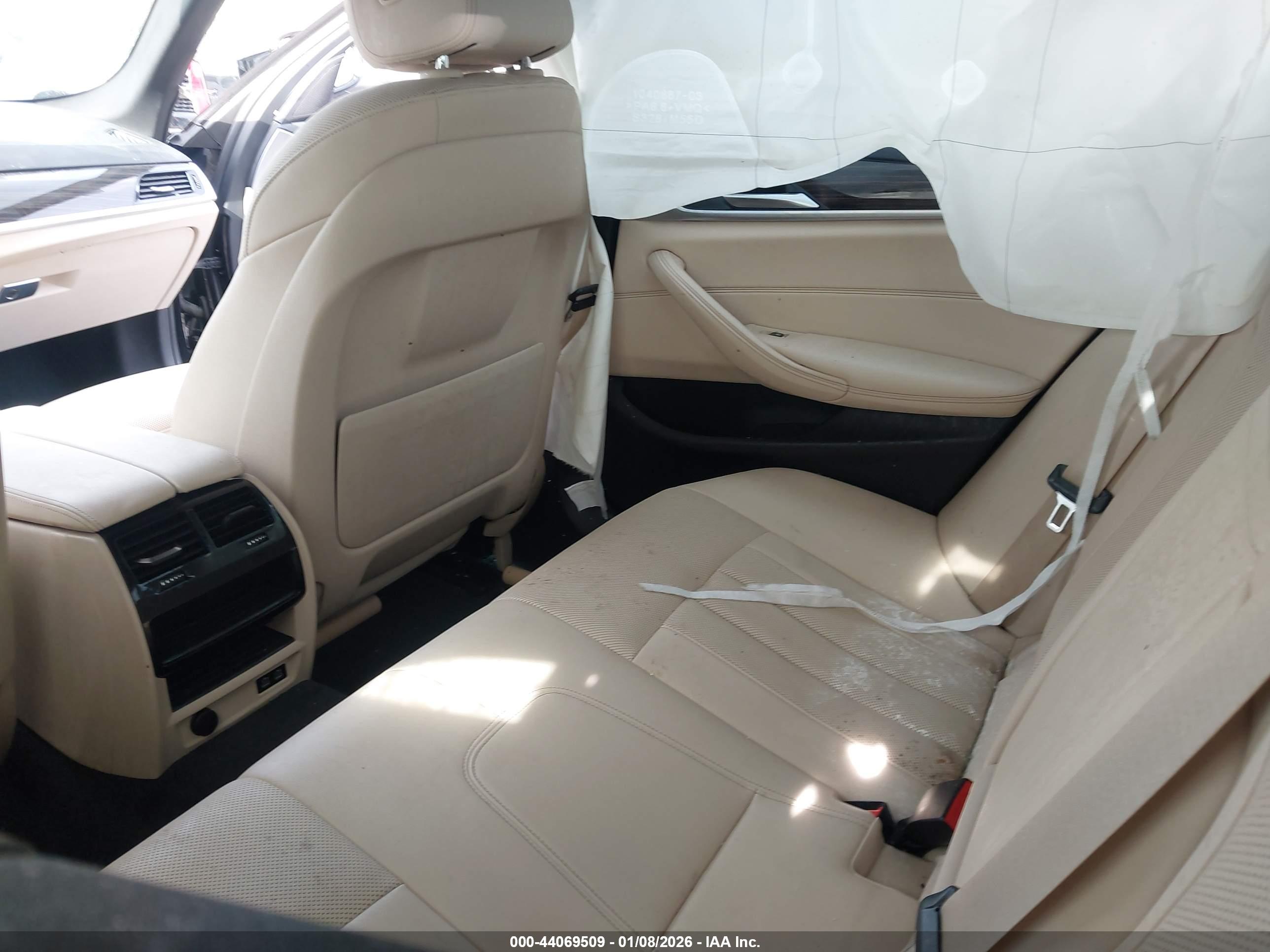 BMW 530 image 8