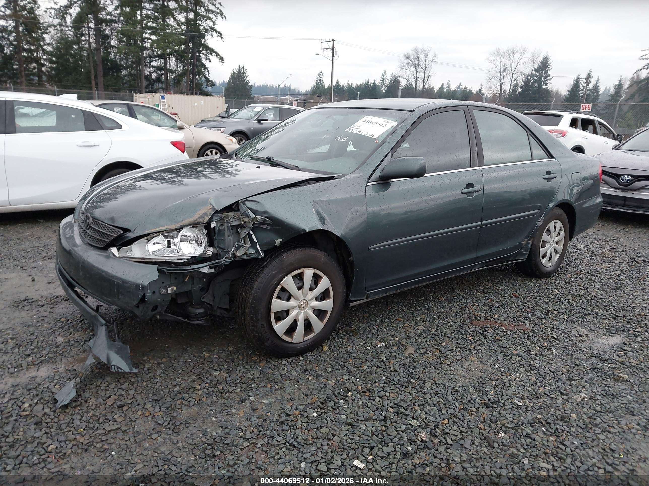 TOYOTA CAMRY image 2