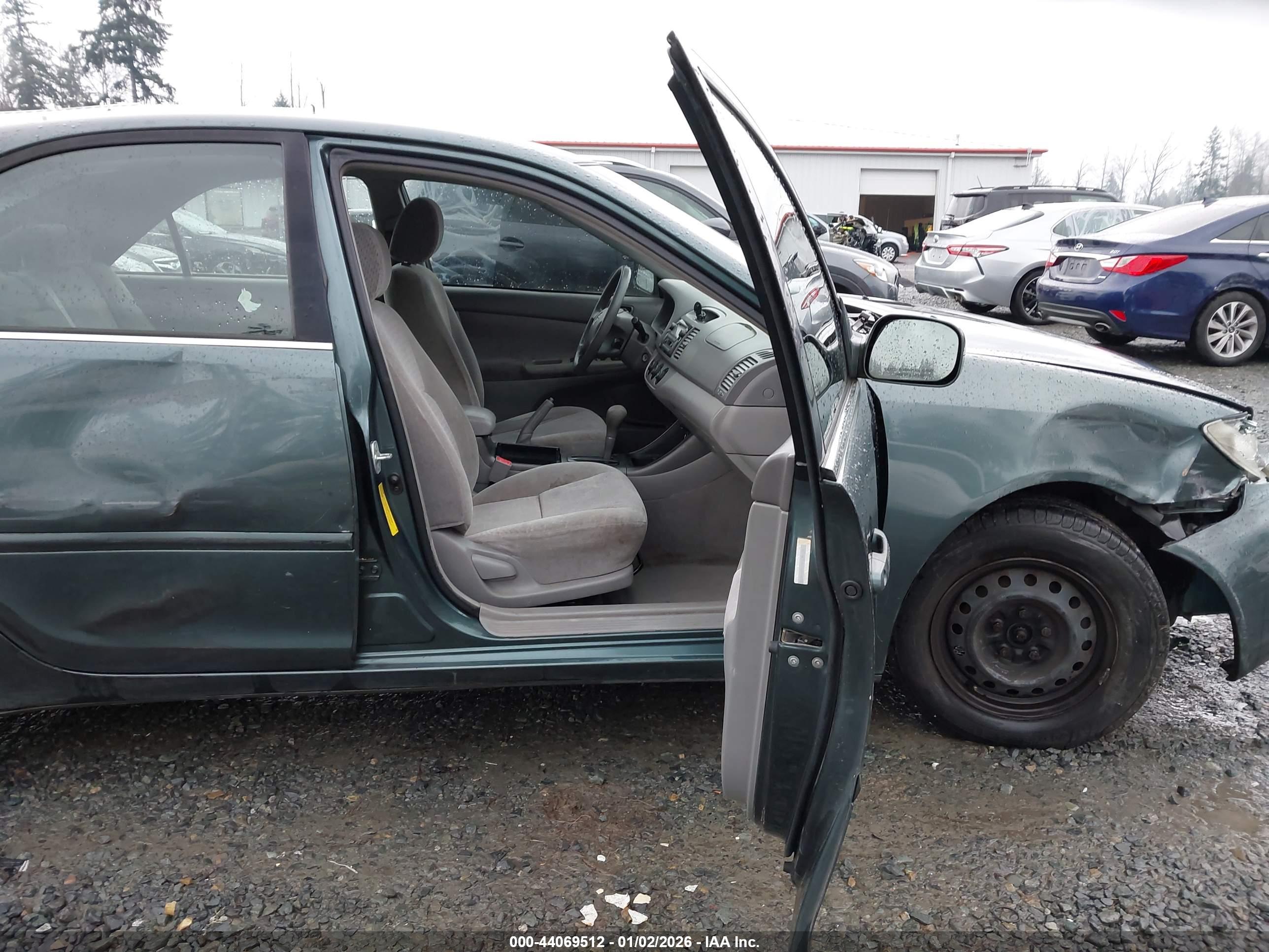 TOYOTA CAMRY image 5