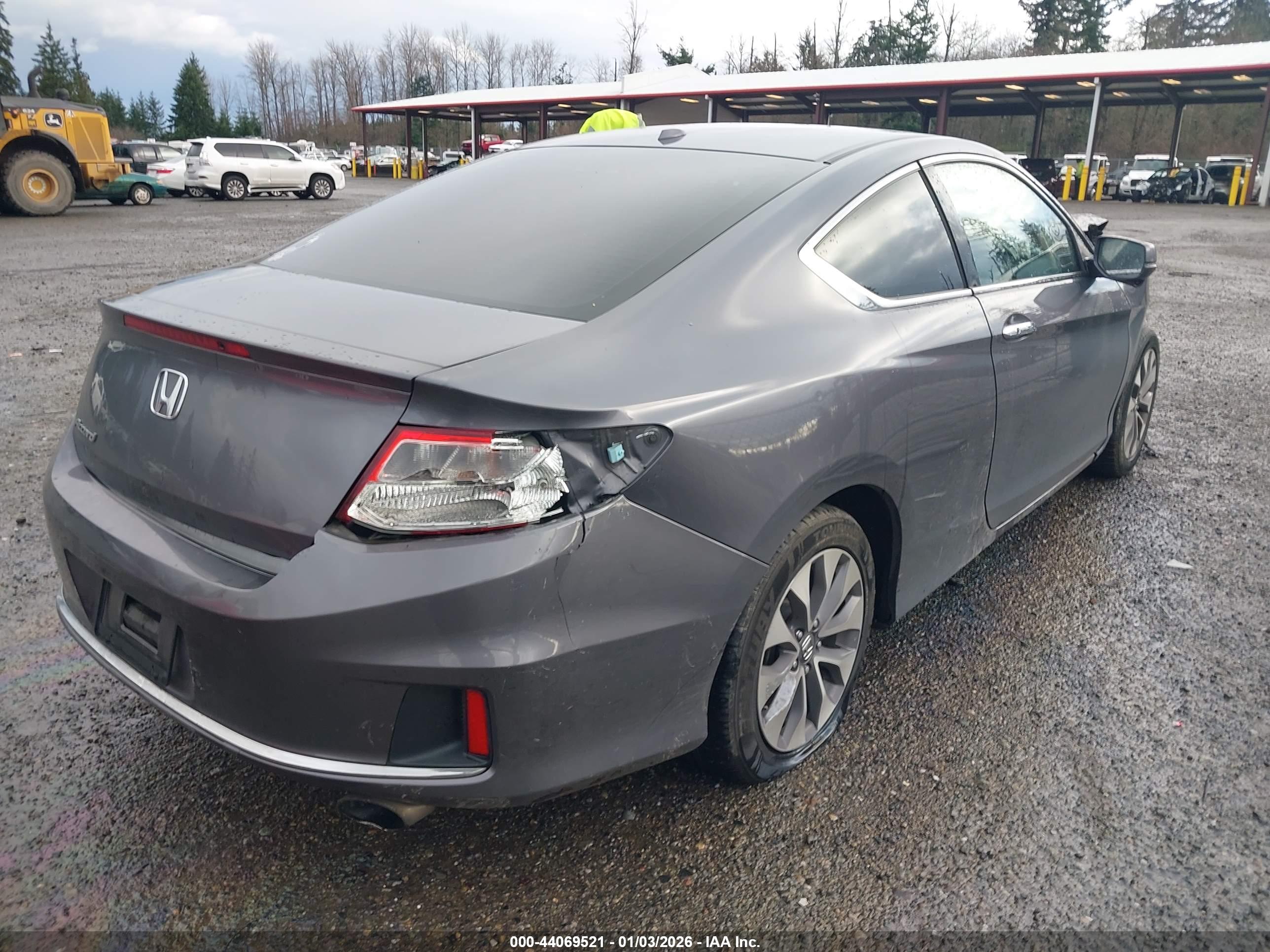 HONDA ACCORD image 4