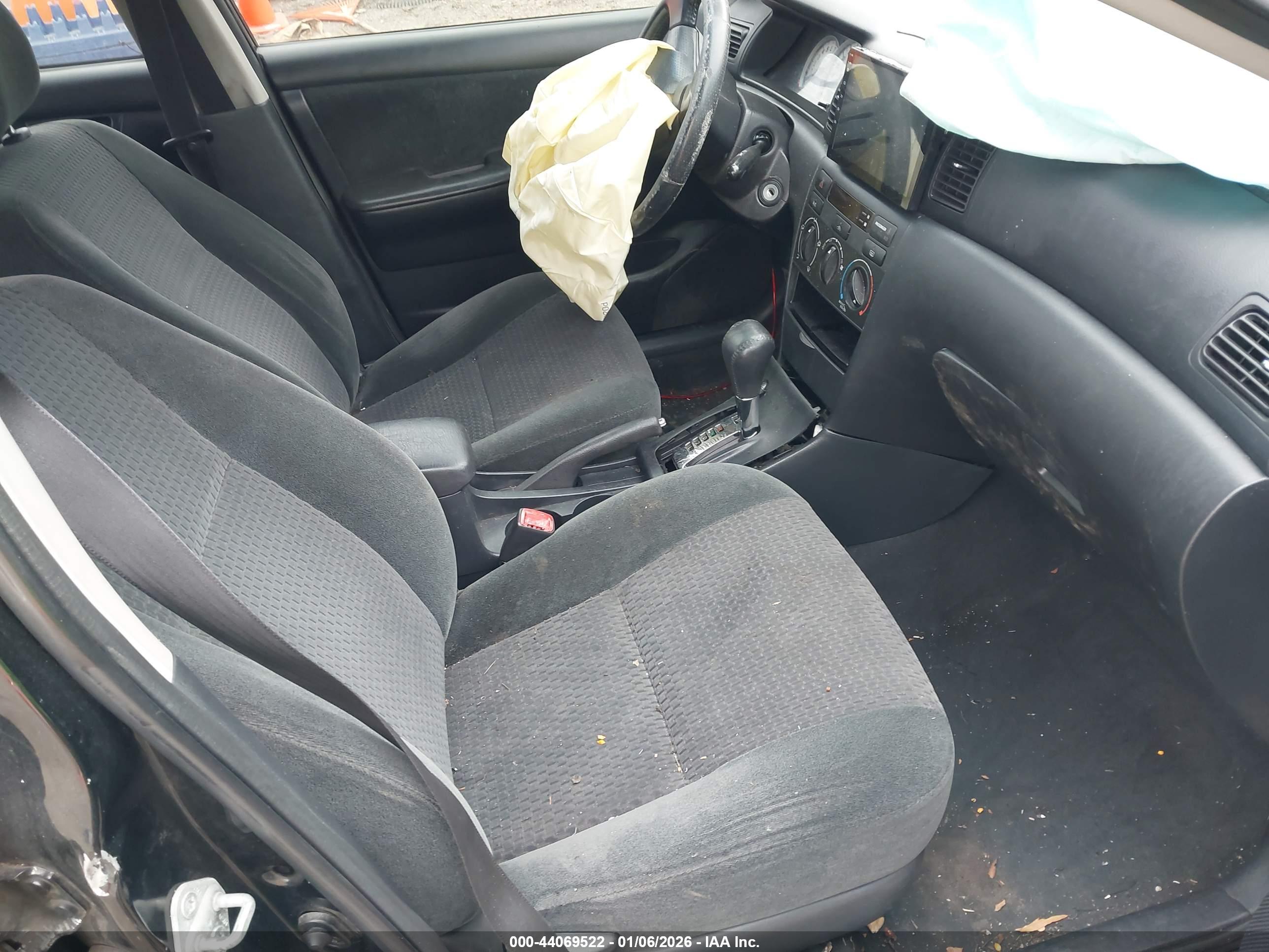 TOYOTA COROLLA image 5