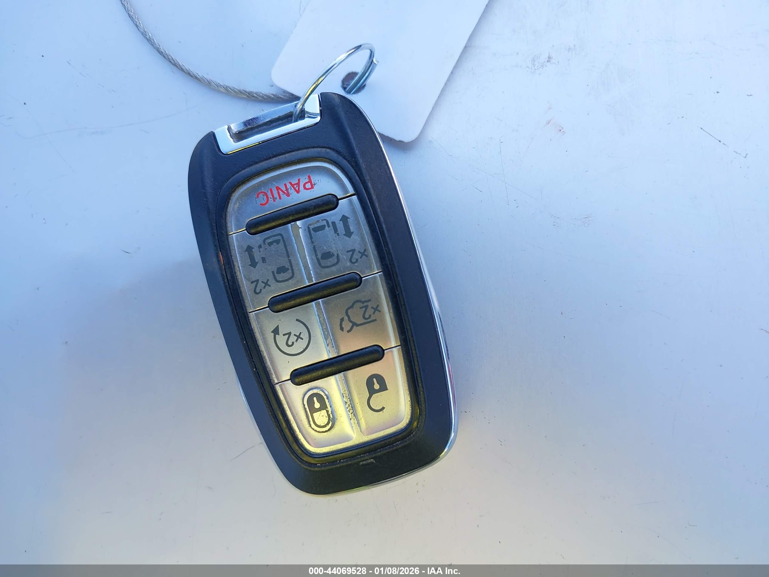 CHRYSLER PACIFICA image 11