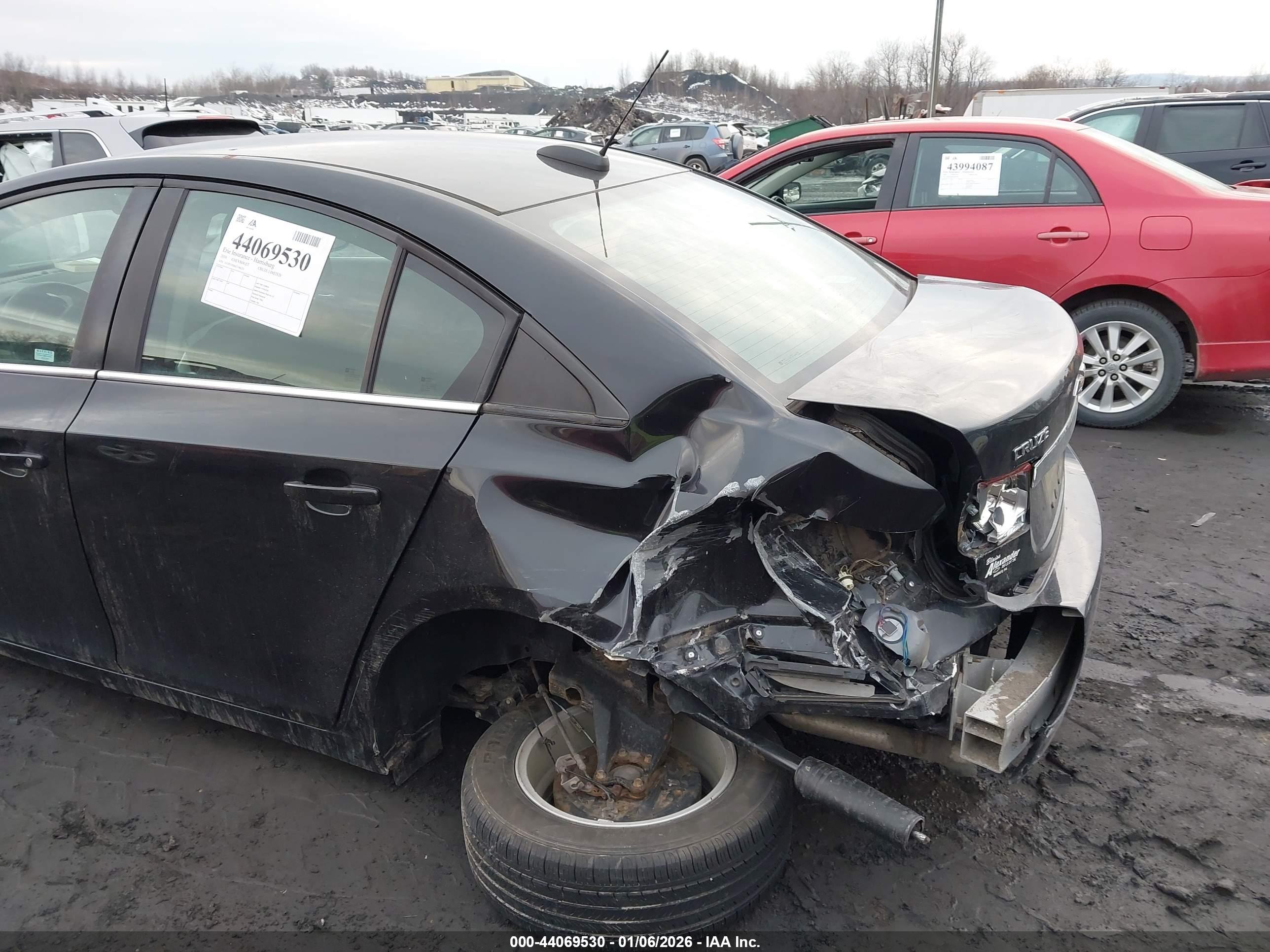 CHEVROLET CRUZE image 6