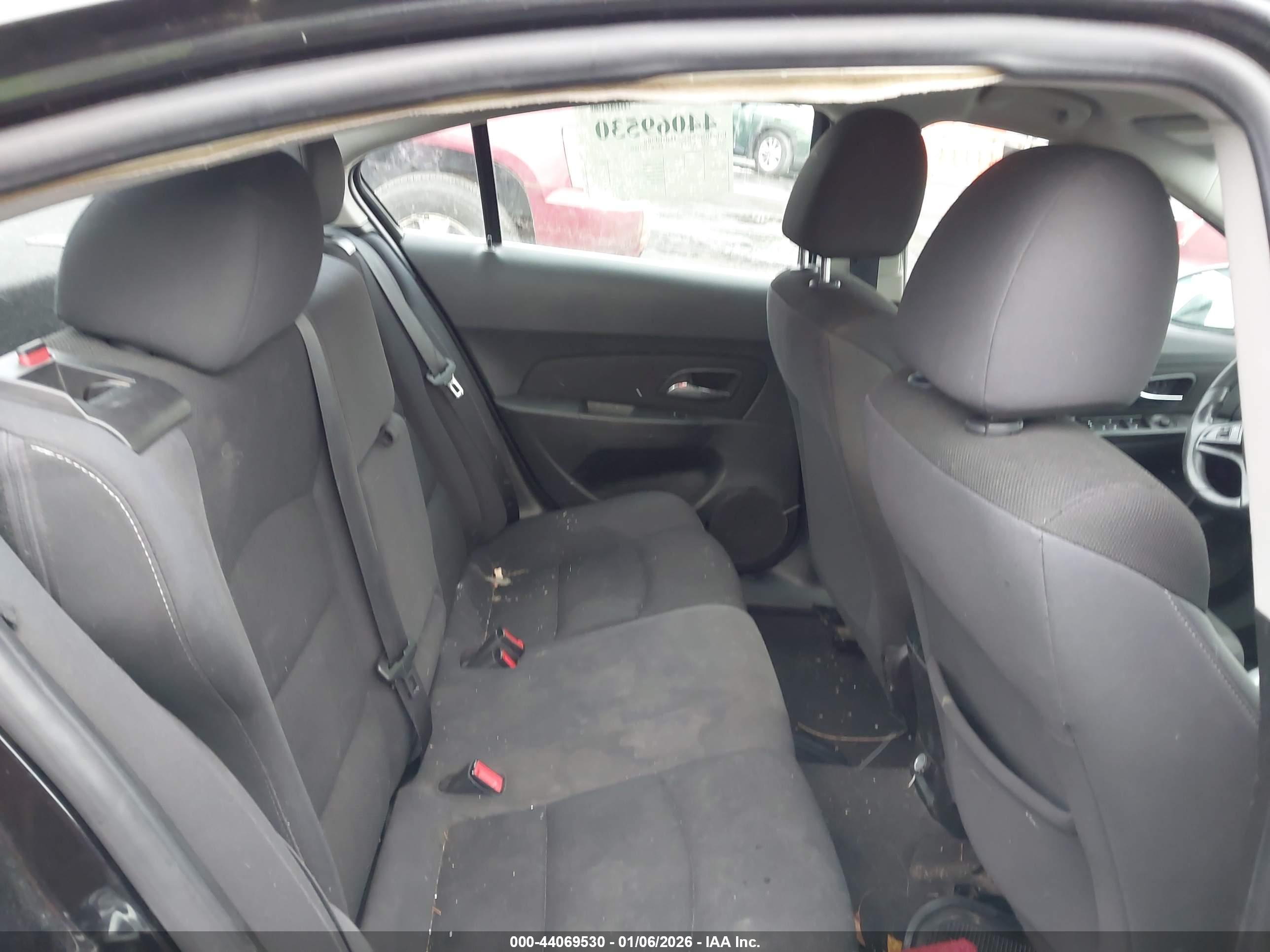 CHEVROLET CRUZE image 8