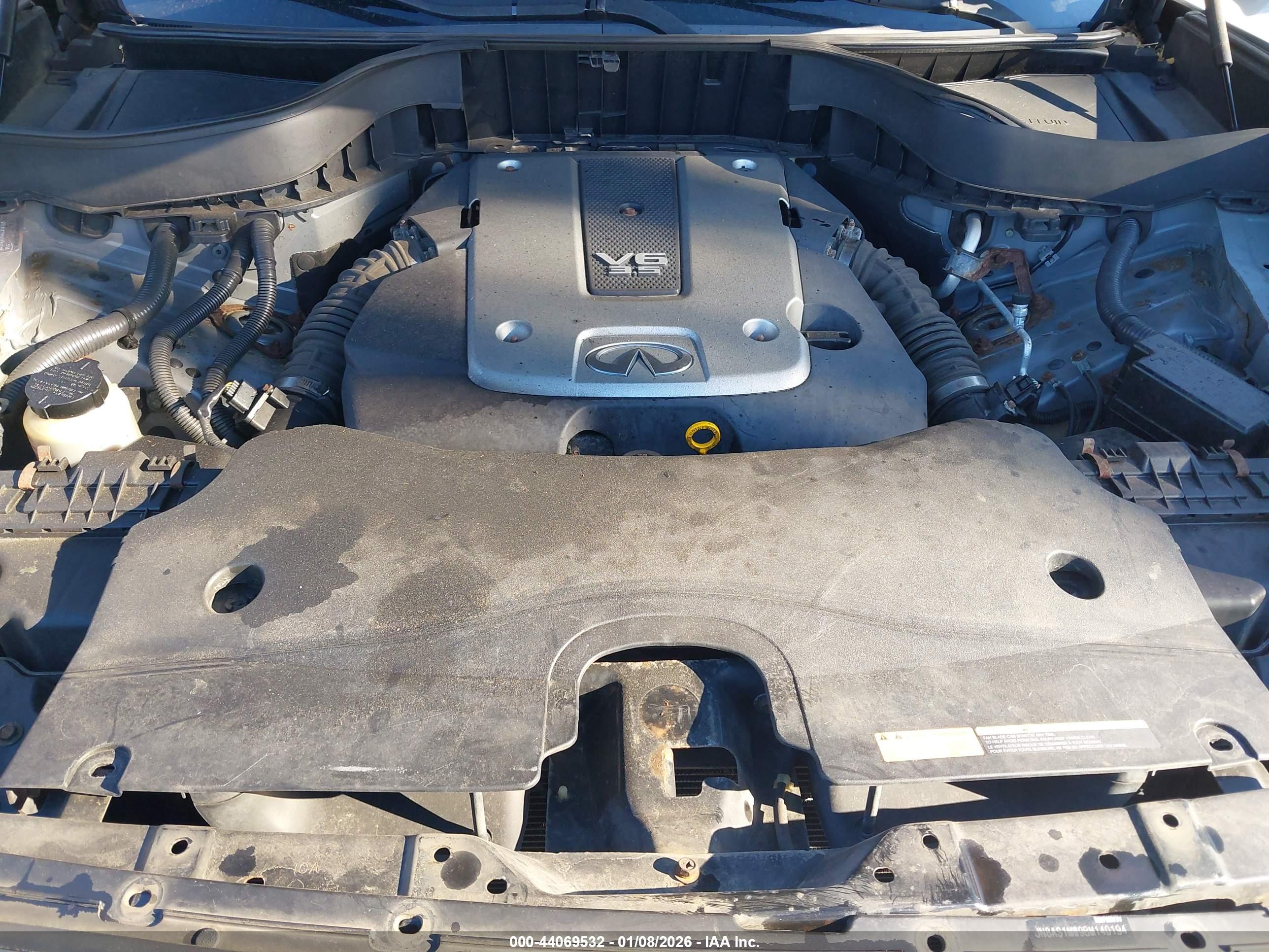 INFINITI FX35 image 10