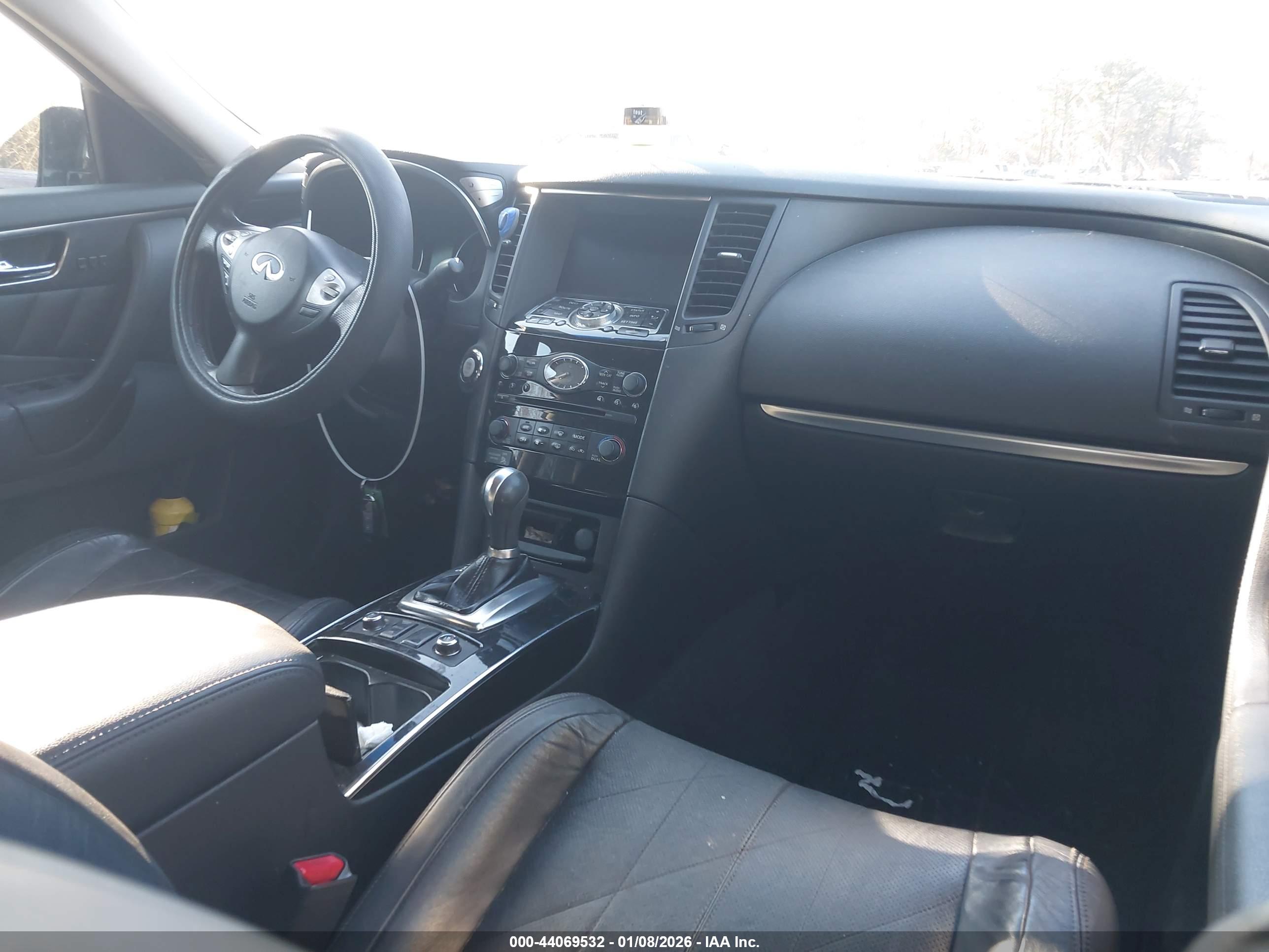 INFINITI FX35 image 5