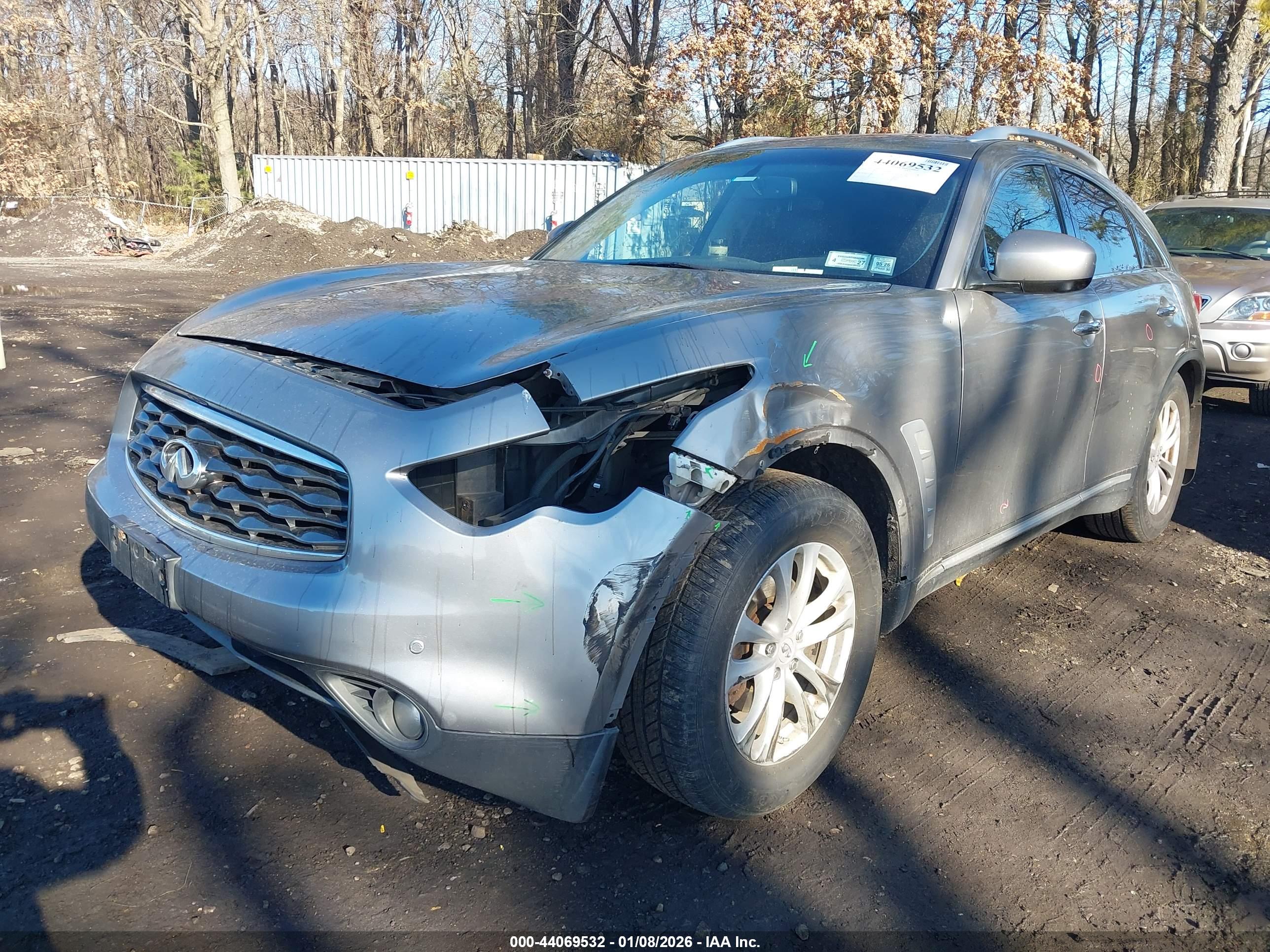 INFINITI FX35 image 6