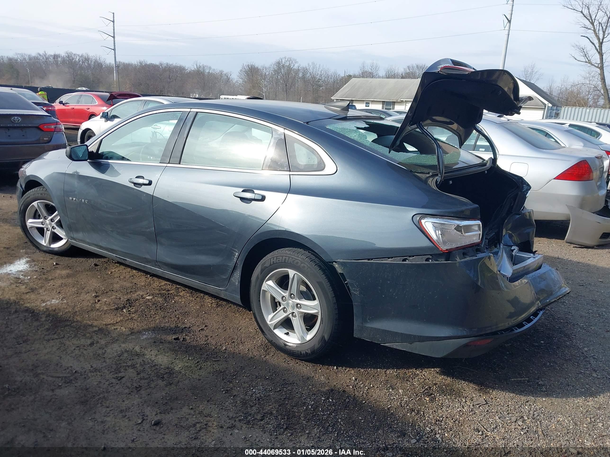 CHEVROLET MALIBU image 3