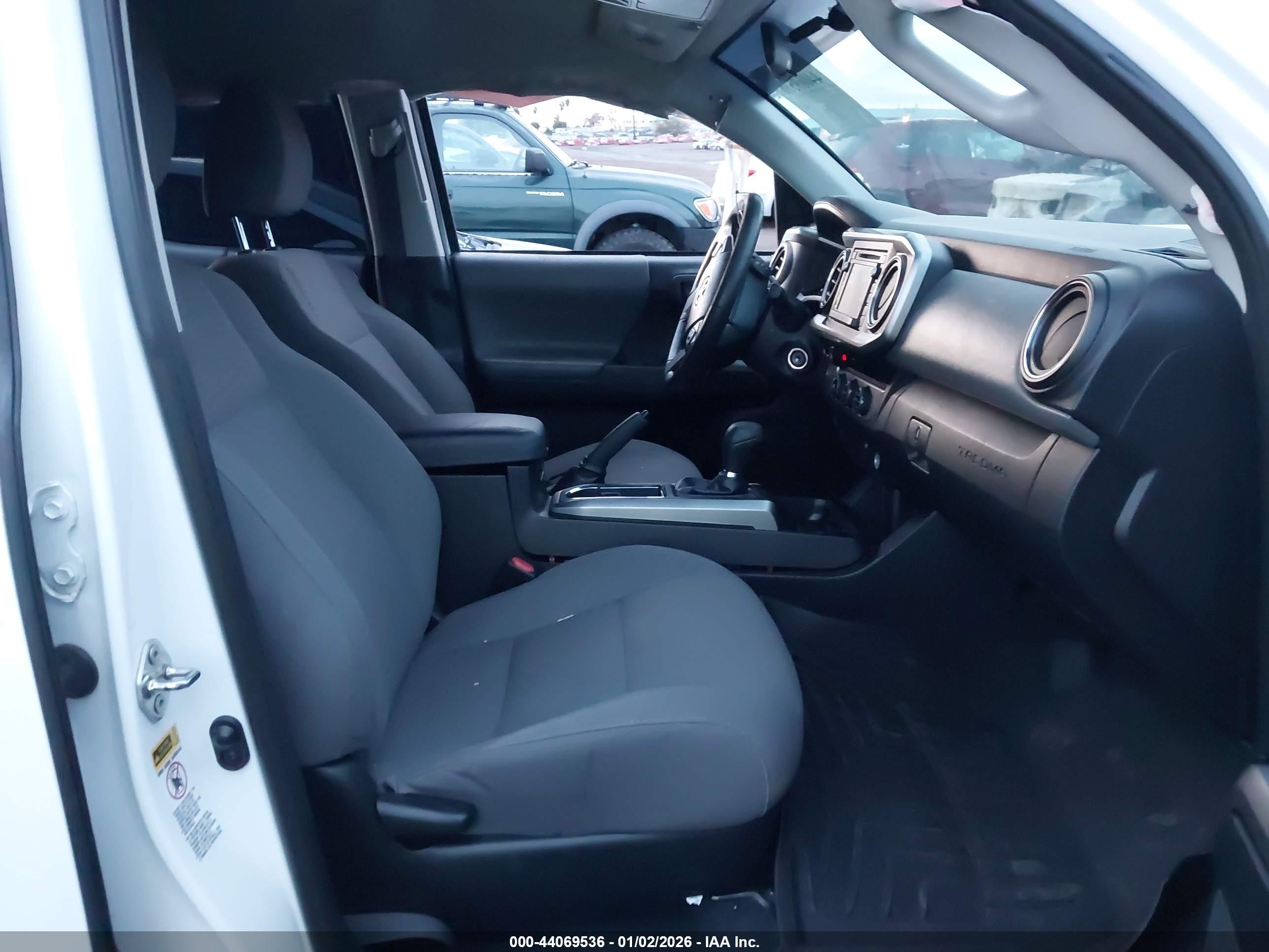 TOYOTA TACOMA image 5