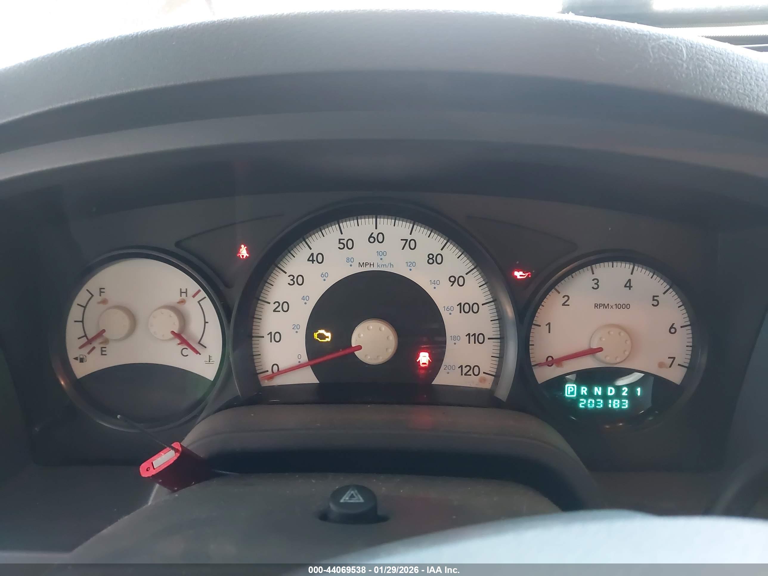 DODGE DAKOTA image 7
