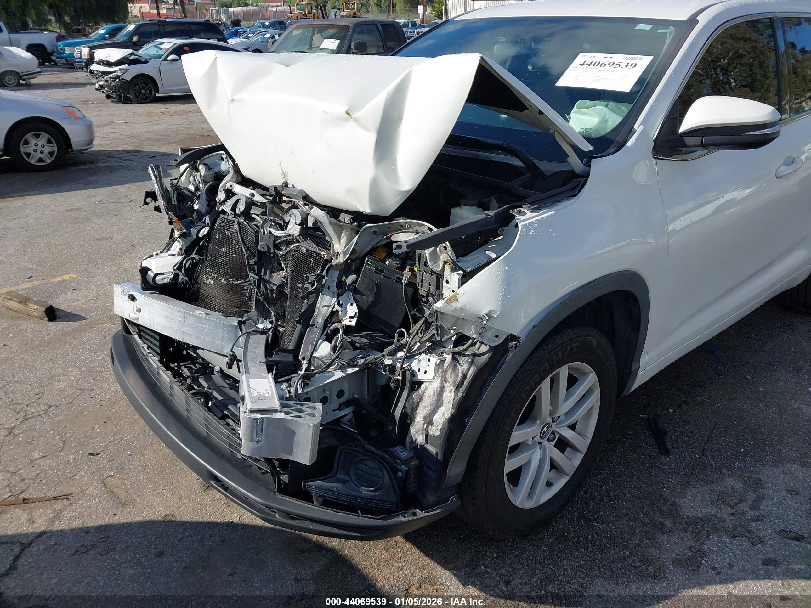 TOYOTA HIGHLANDER image 6