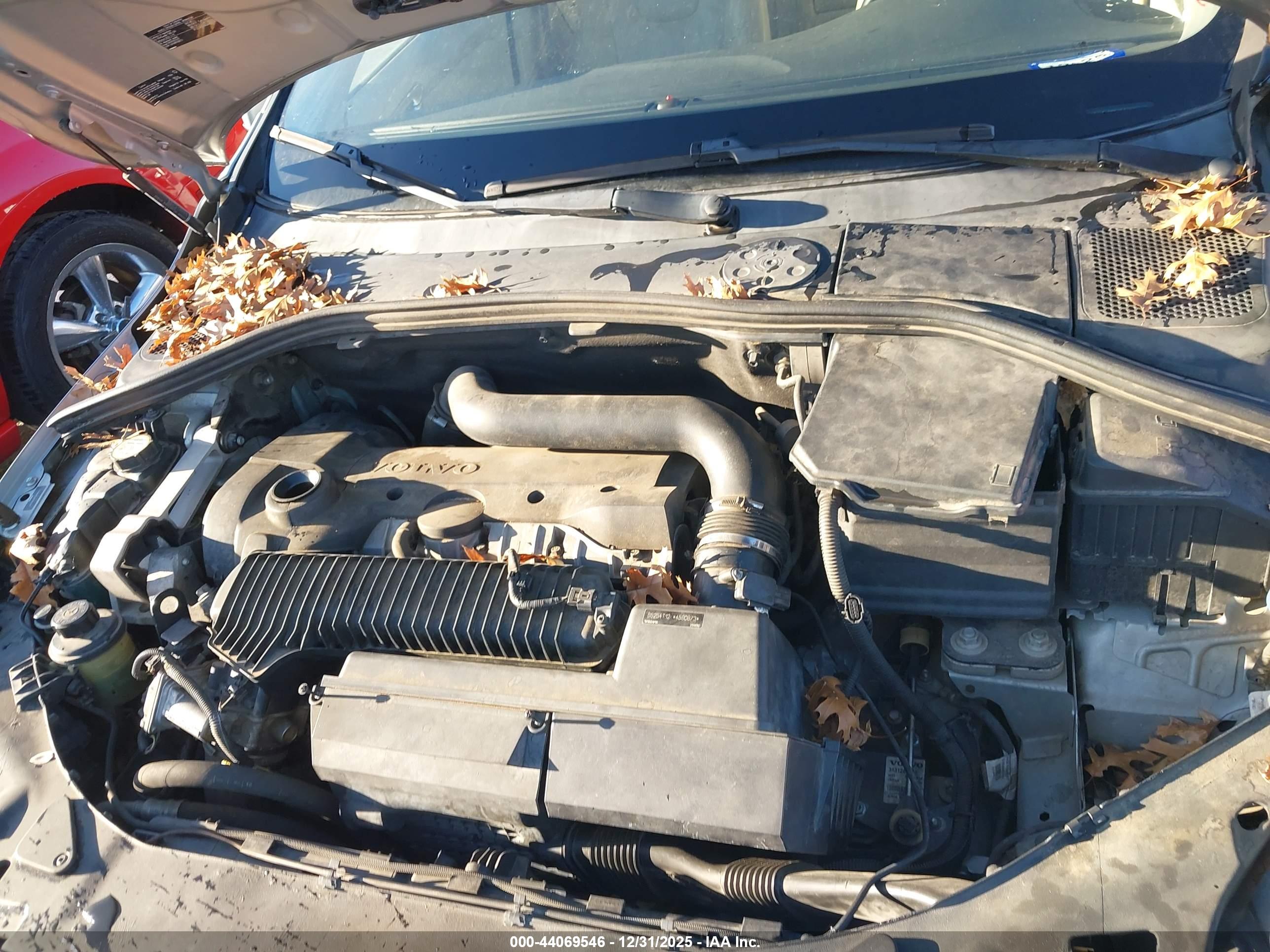 VOLVO S60 image 10