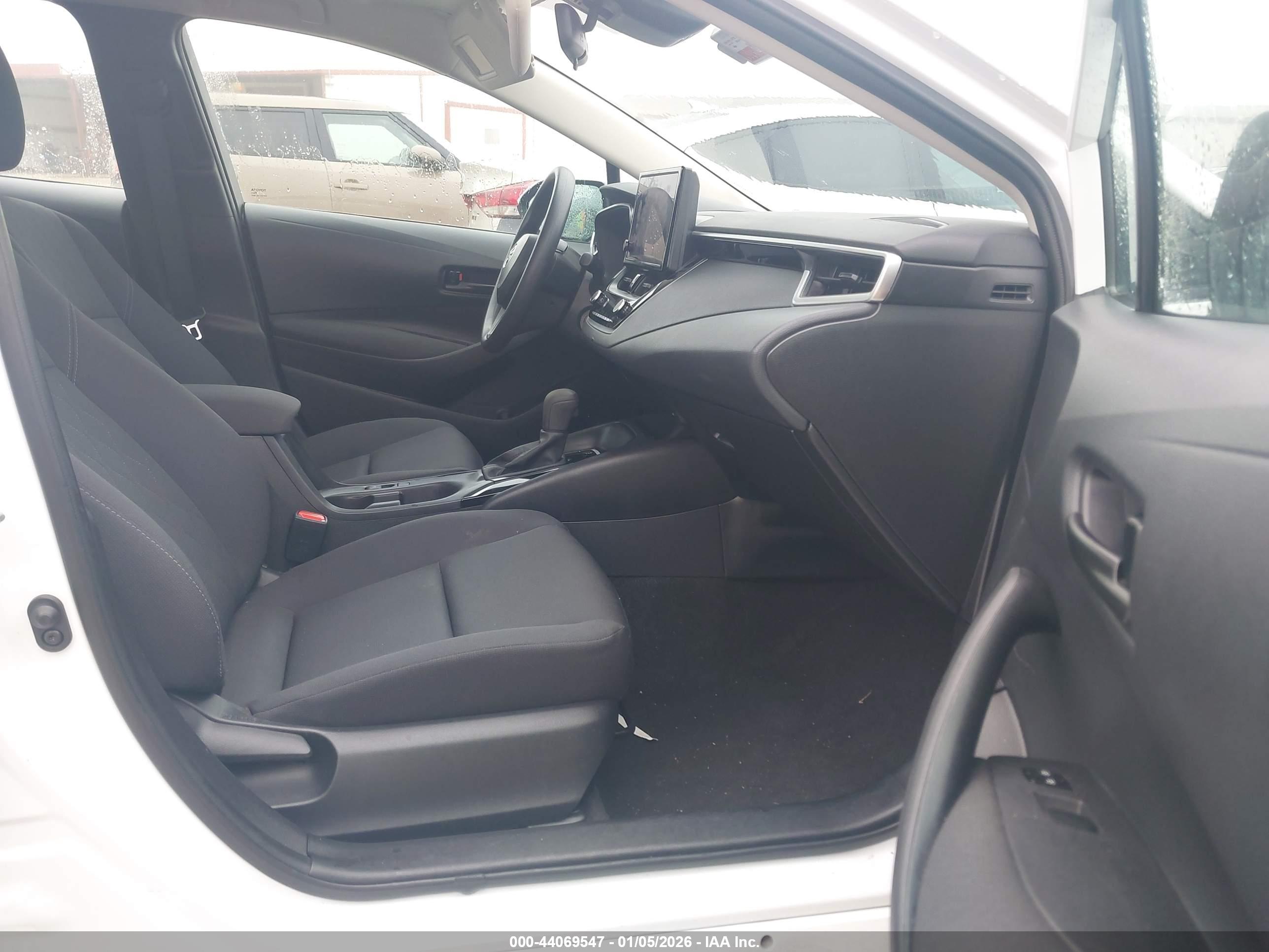 TOYOTA COROLLA image 5