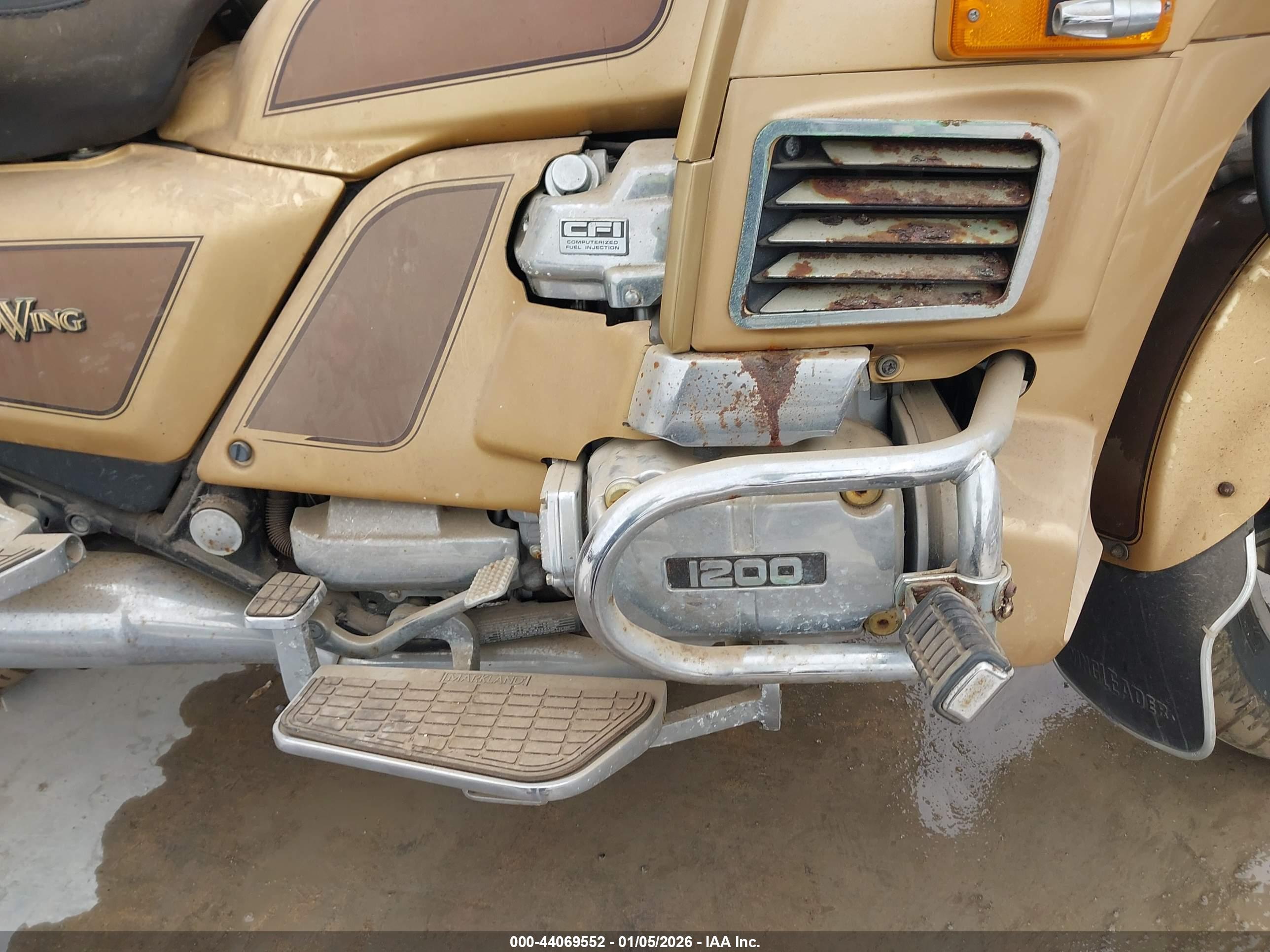 HONDA GL1200 image 8