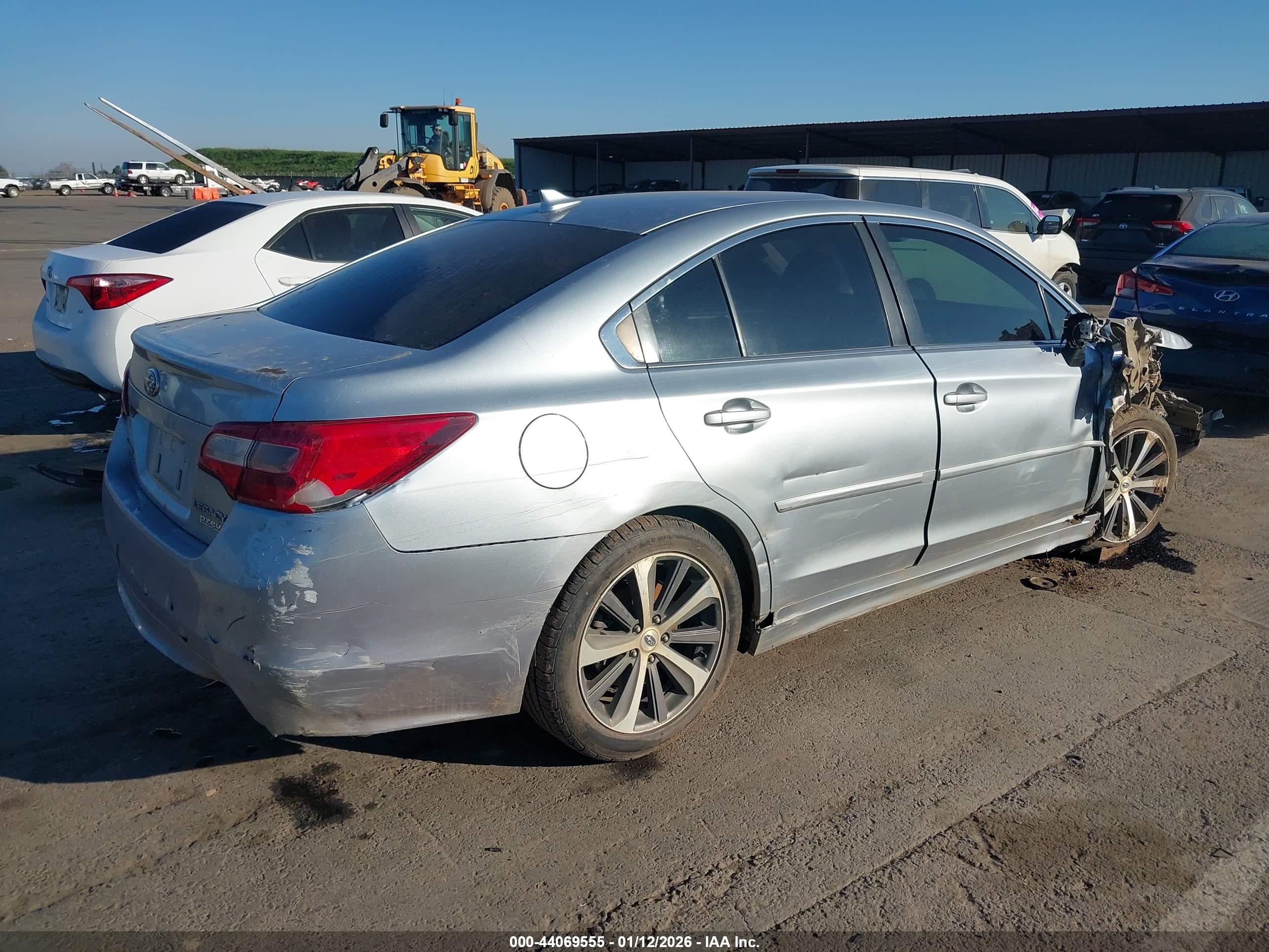 SUBARU LEGACY image 4