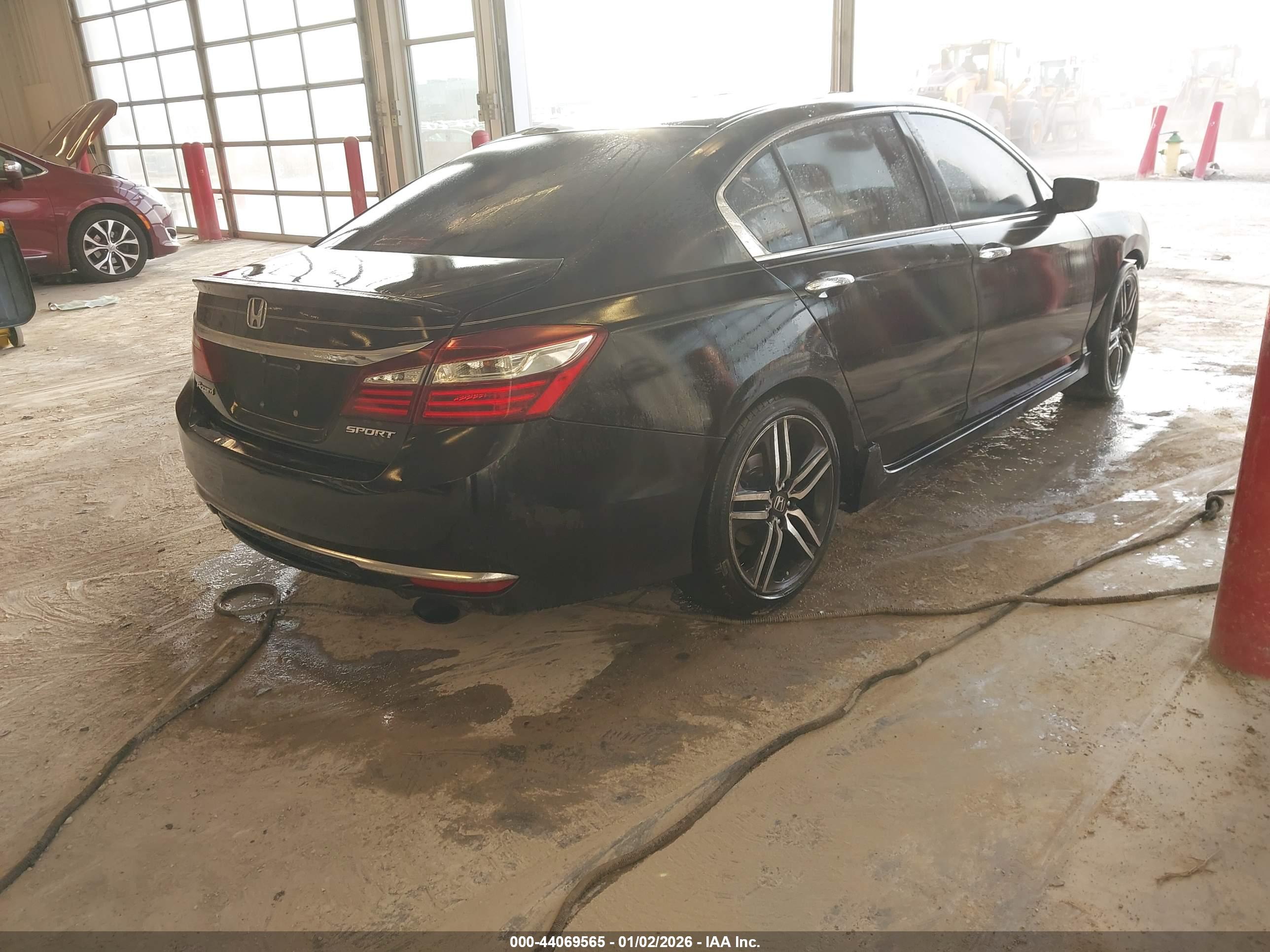 HONDA ACCORD image 4