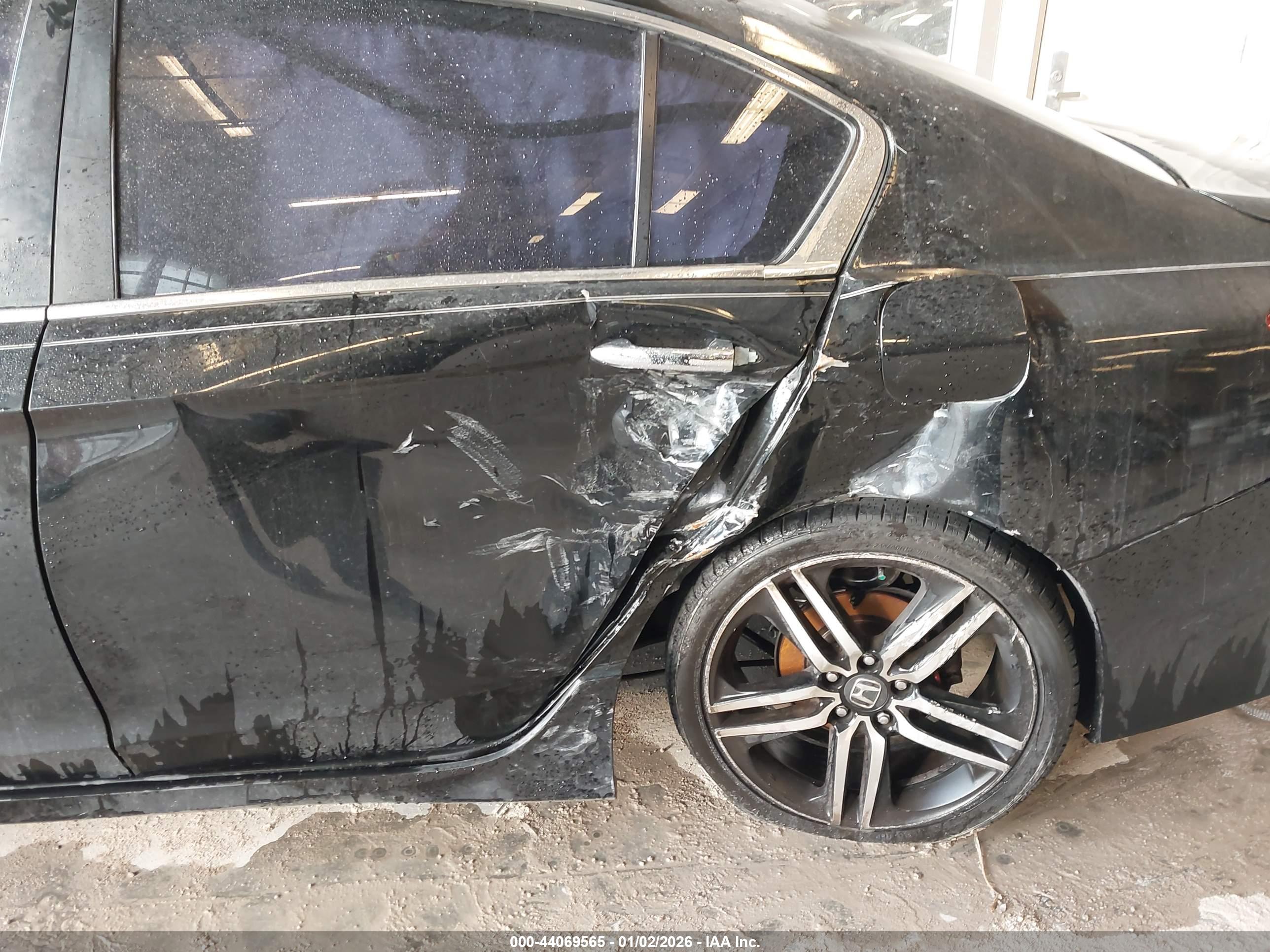 HONDA ACCORD image 6