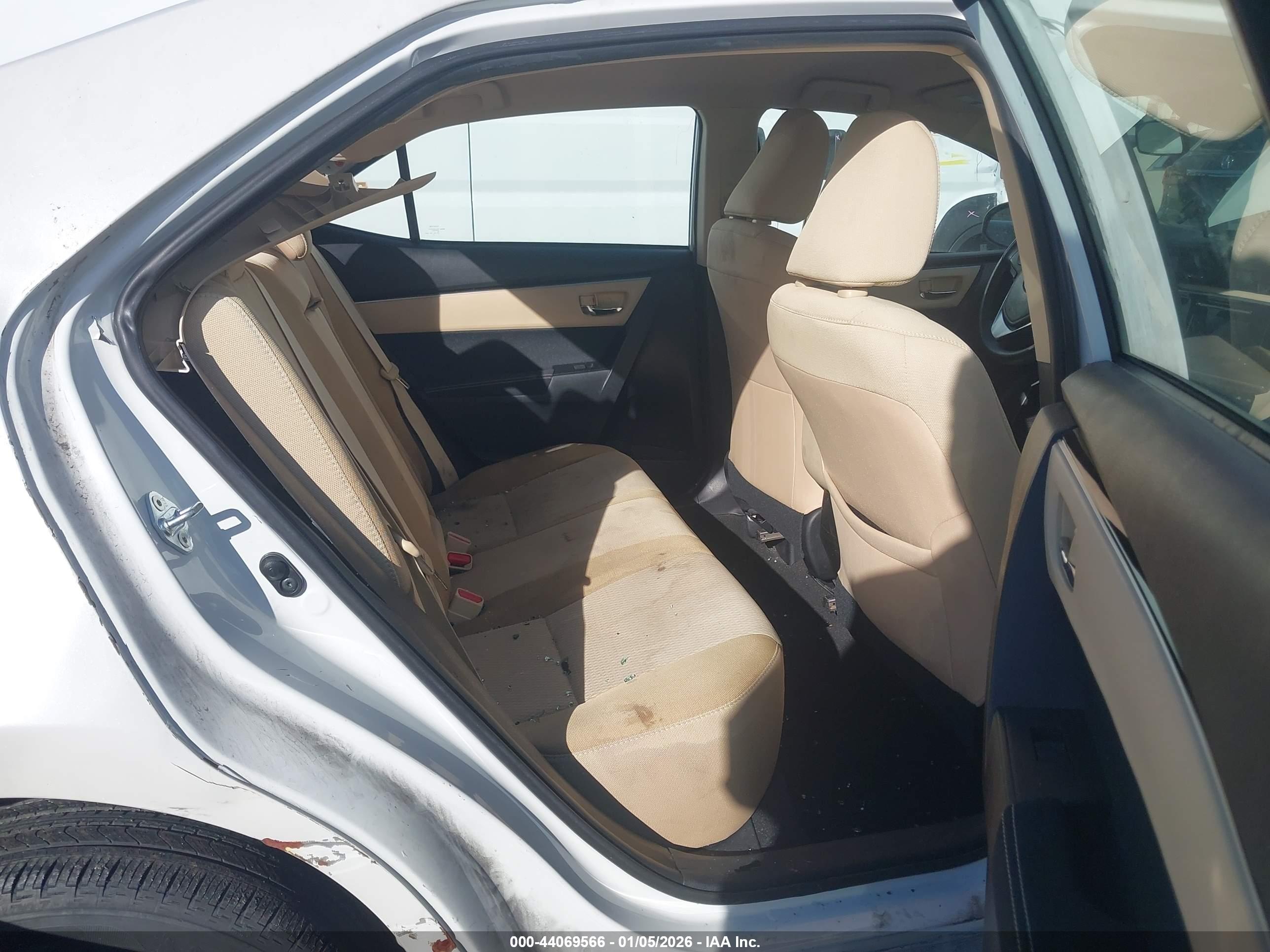 TOYOTA COROLLA image 8