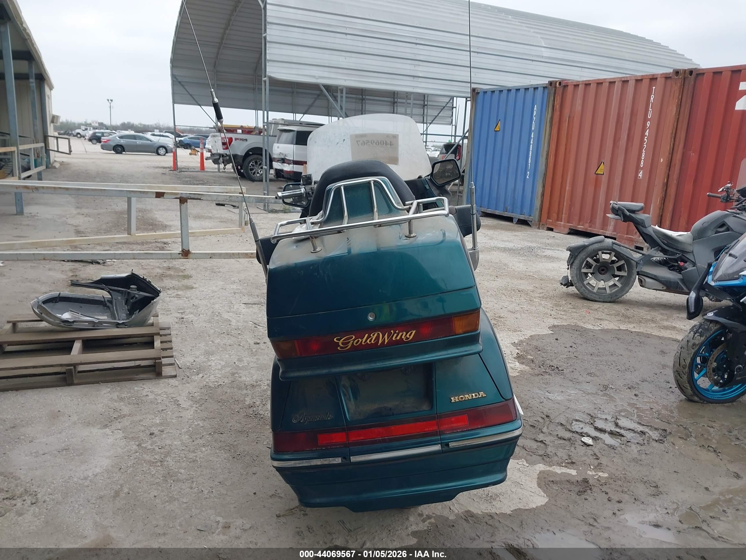 HONDA GL1500 image 6